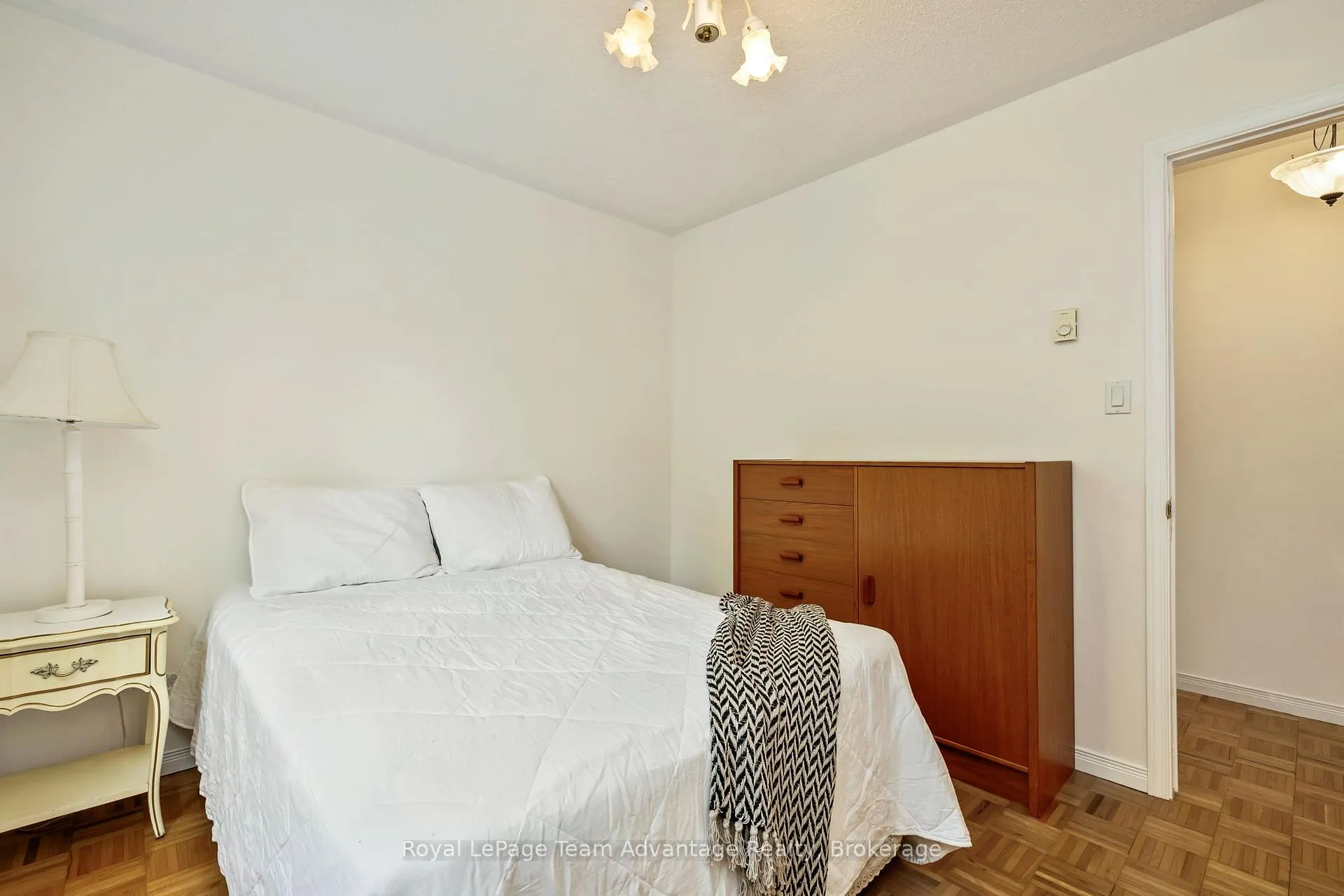 Photo 15 of 22 Silver Birch Circle, McKellar — HOMEH
