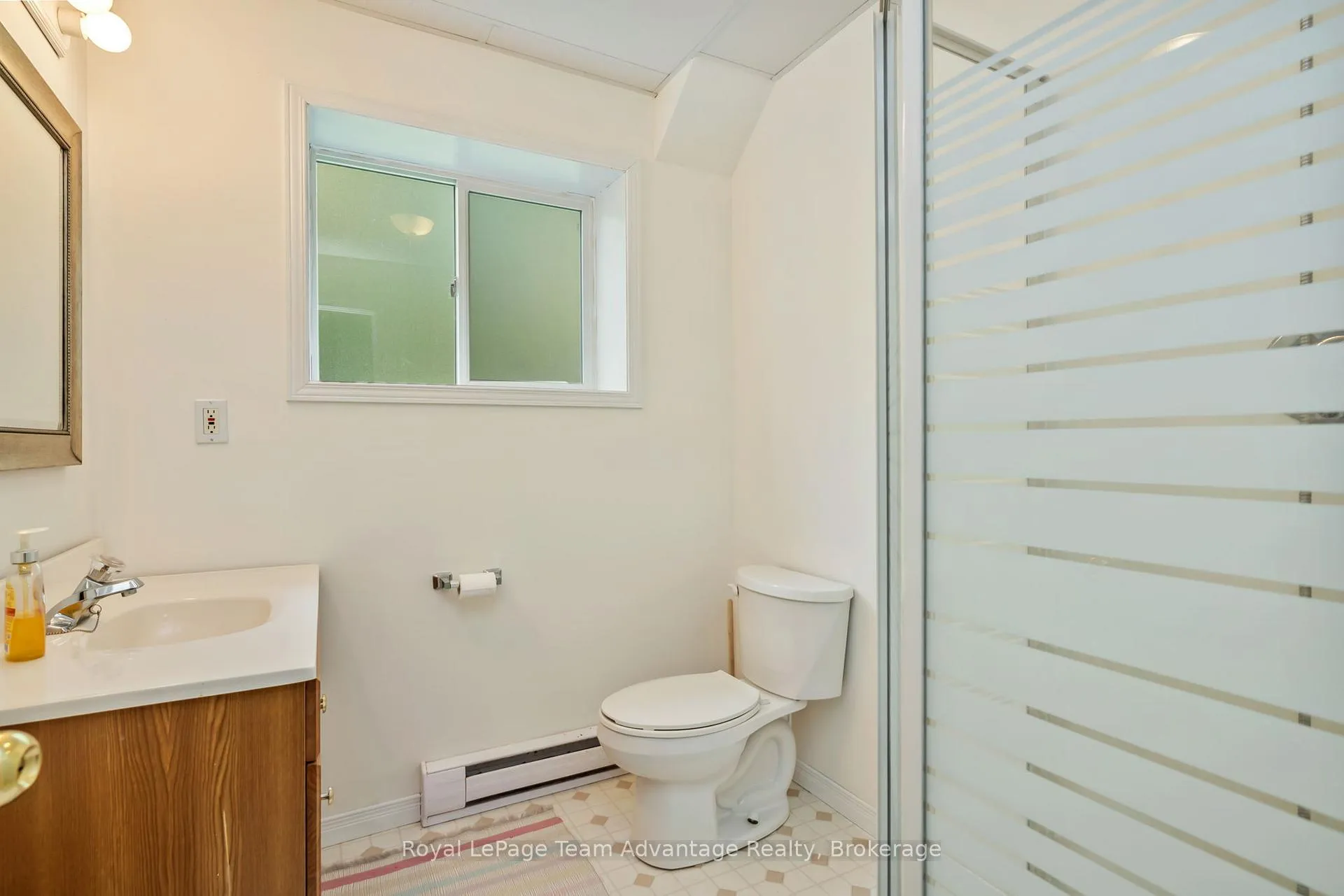 Photo 23 of 22 Silver Birch Circle, McKellar — HOMEH