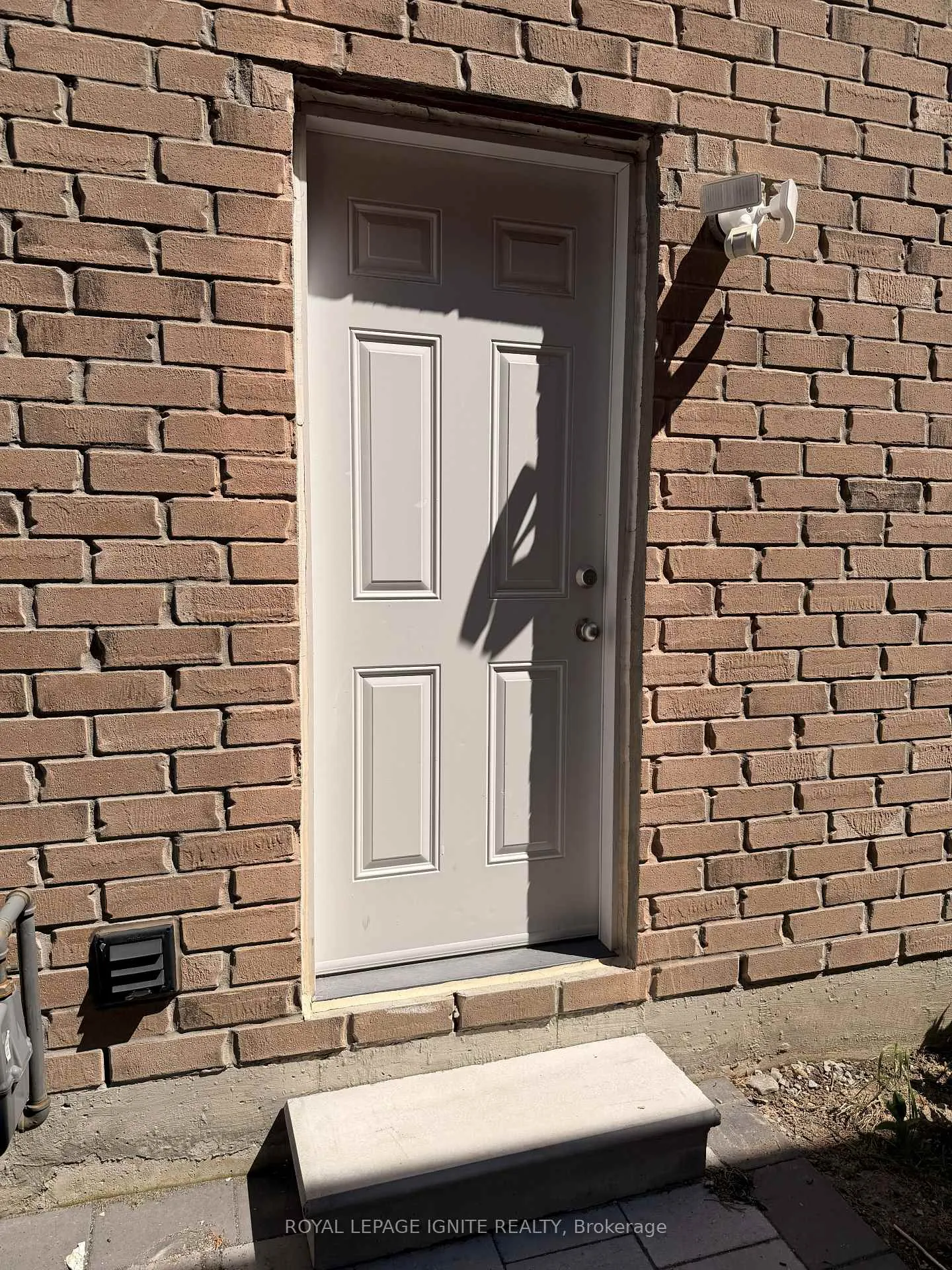 Photo 3 of Unit Bsmt, 2625A Cerise Manor, Pickering, Rural Pickering — HOMEH