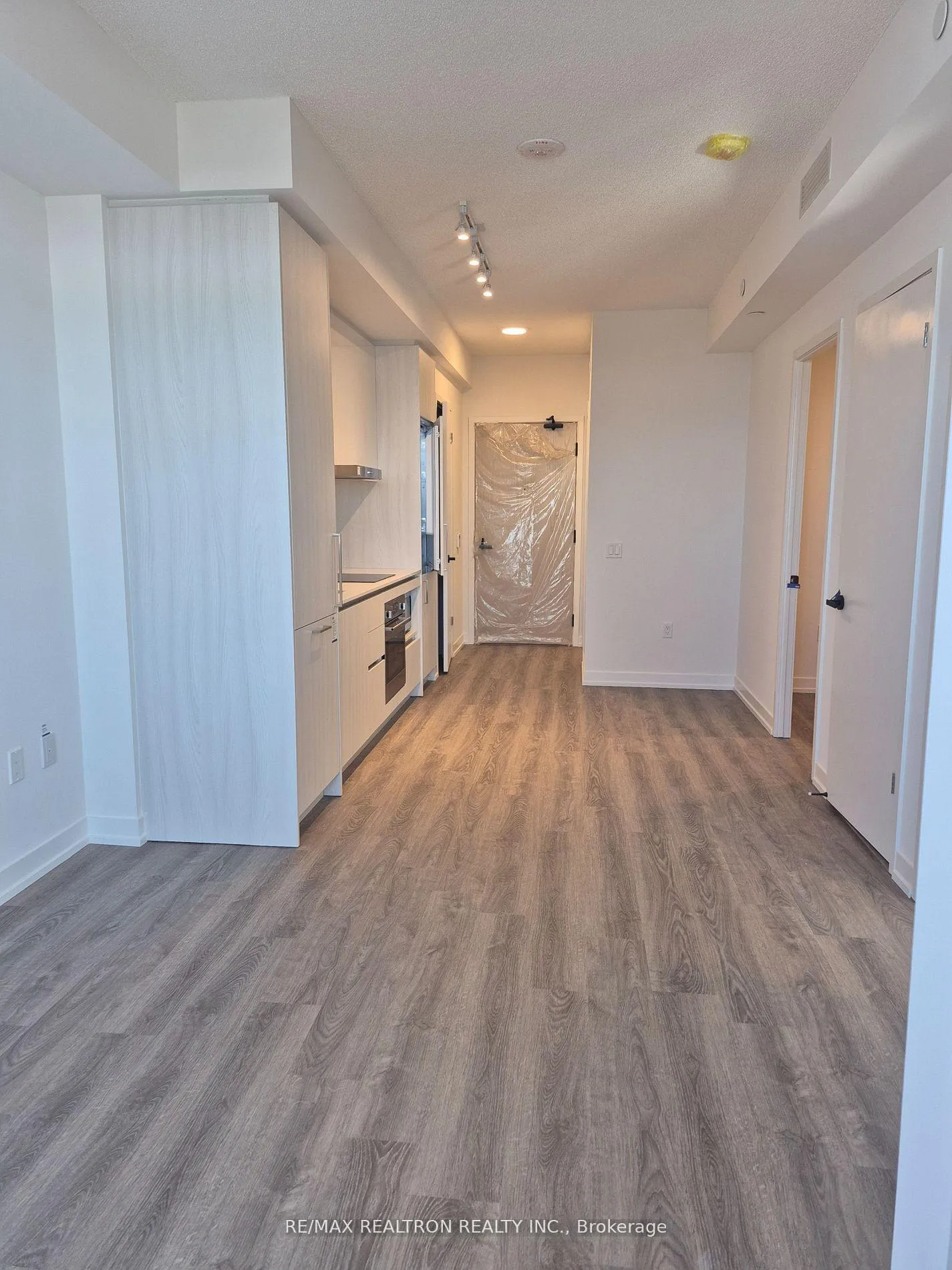 Photo 19 of Unit 4607, 195 Commerce Street, Vaughan, Vaughan Corporate Centre — HOMEH