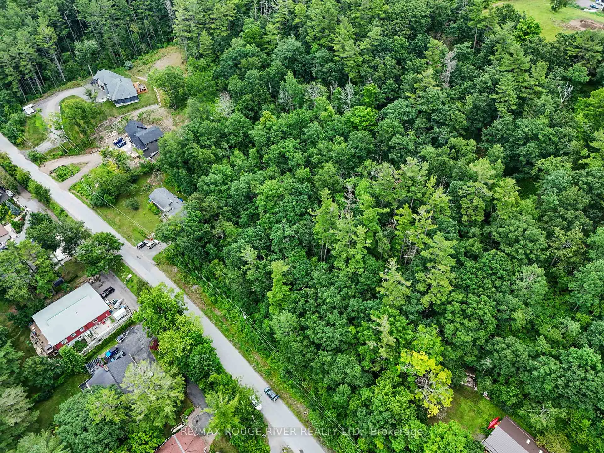 Photo 6 of 28 Bamsey Drive, Hamilton Township, Rural Hamilton — HOMEH