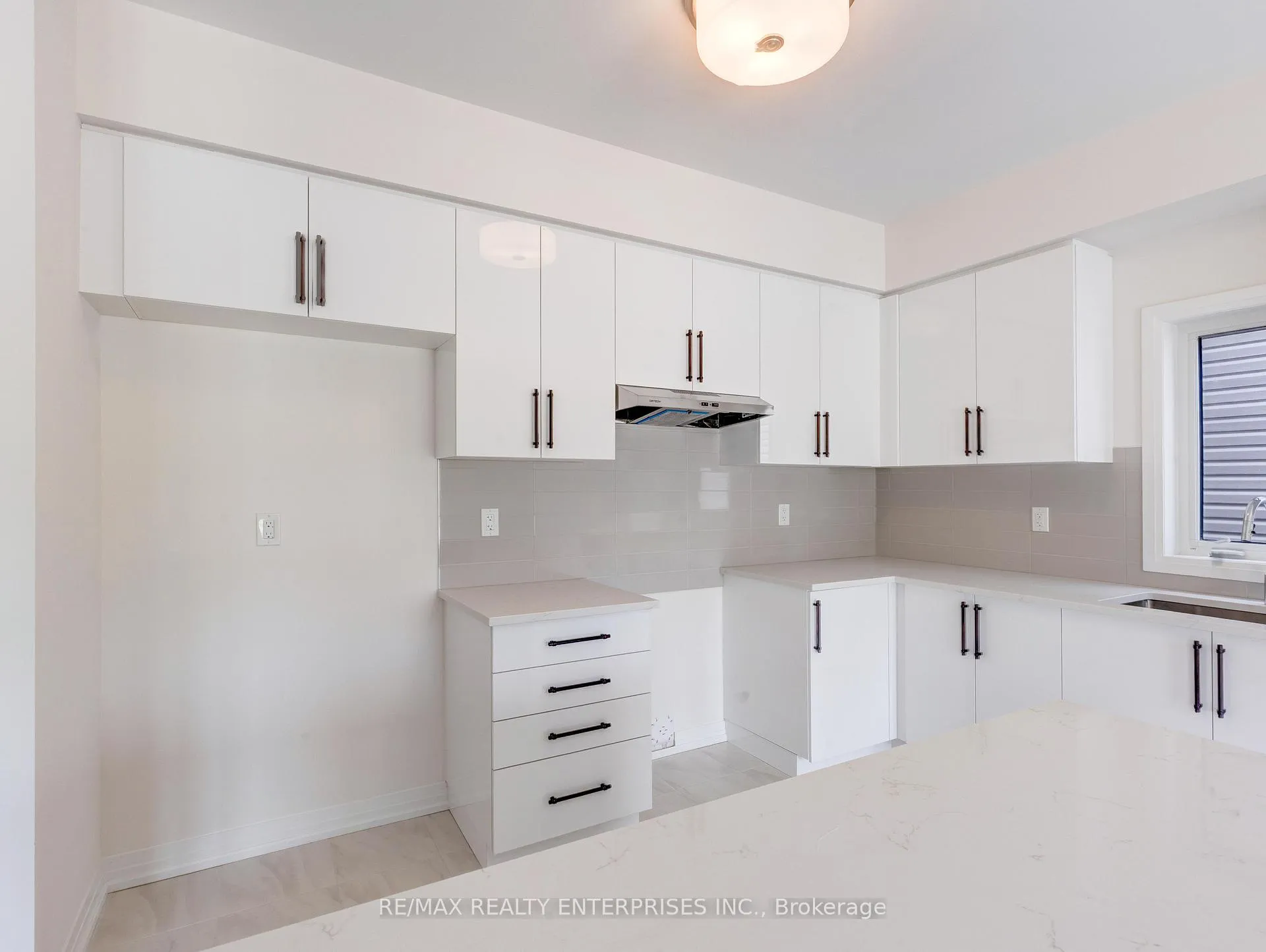 Photo 16 of 3006 Sandy Acres Avenue, Severn, West Shore — HOMEH
