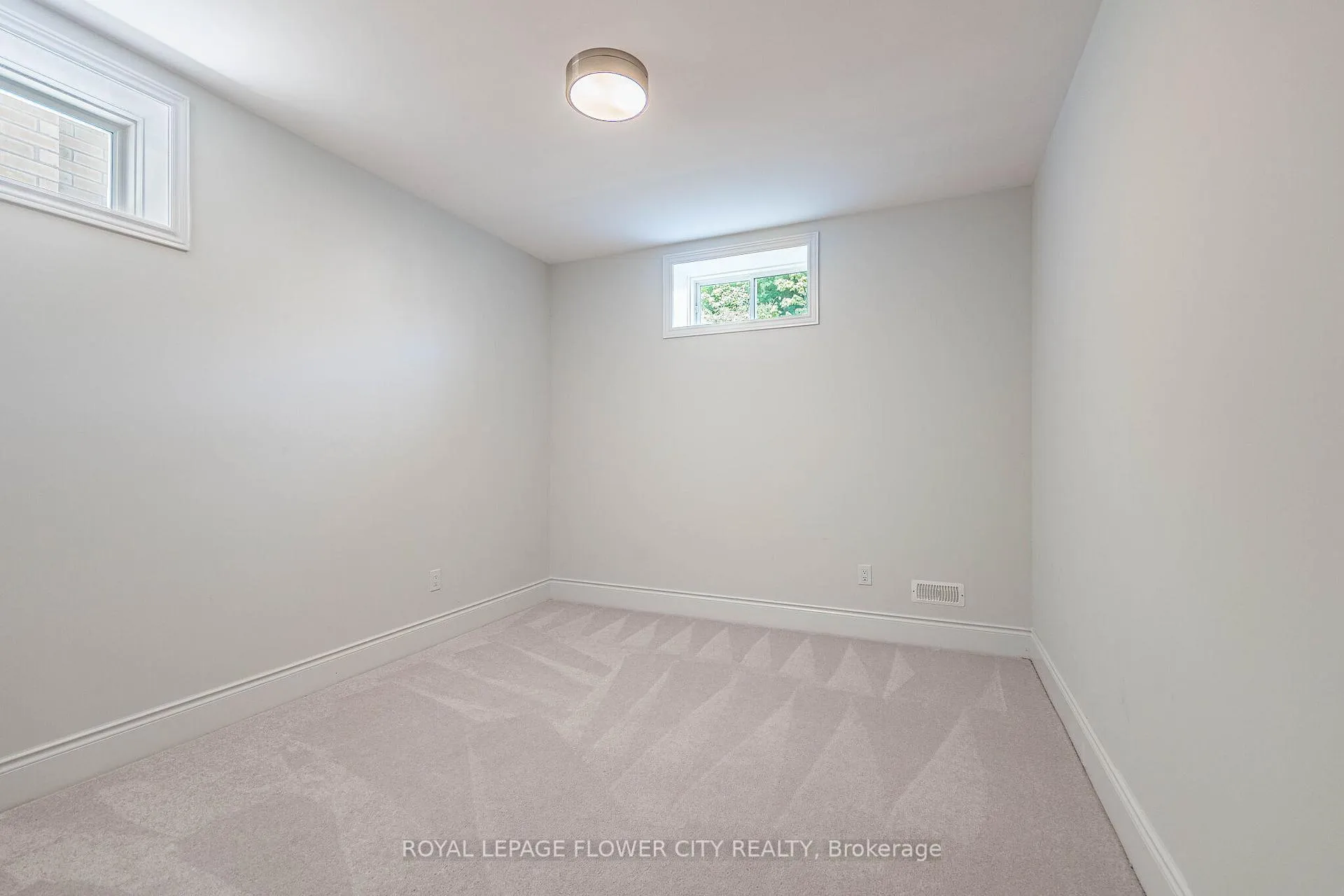 Photo 10 of 14 Richard Oxtoby Road, Caledon, Caledon East — HOMEH