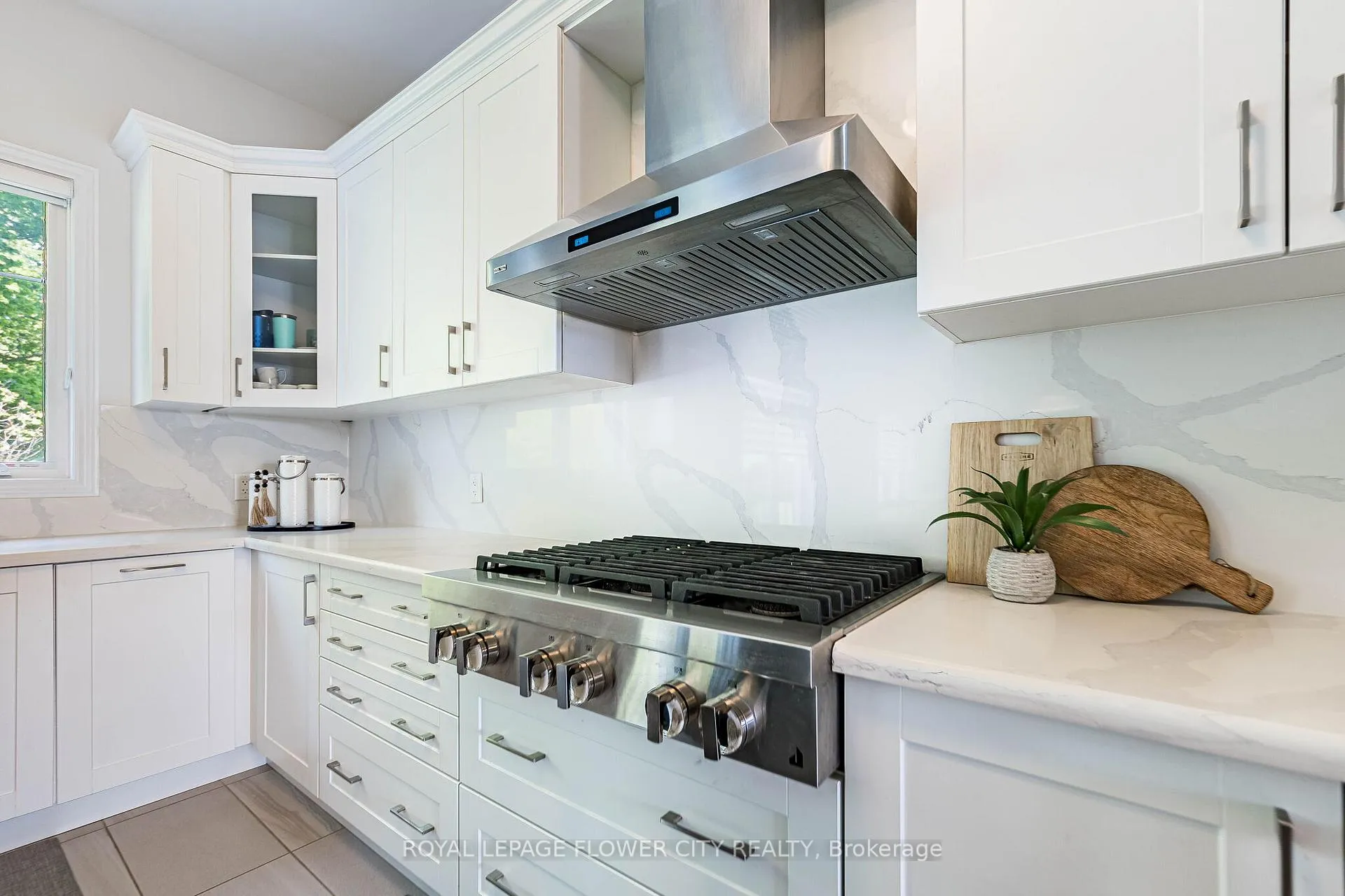 Photo 17 of 14 Richard Oxtoby Road, Caledon, Caledon East — HOMEH