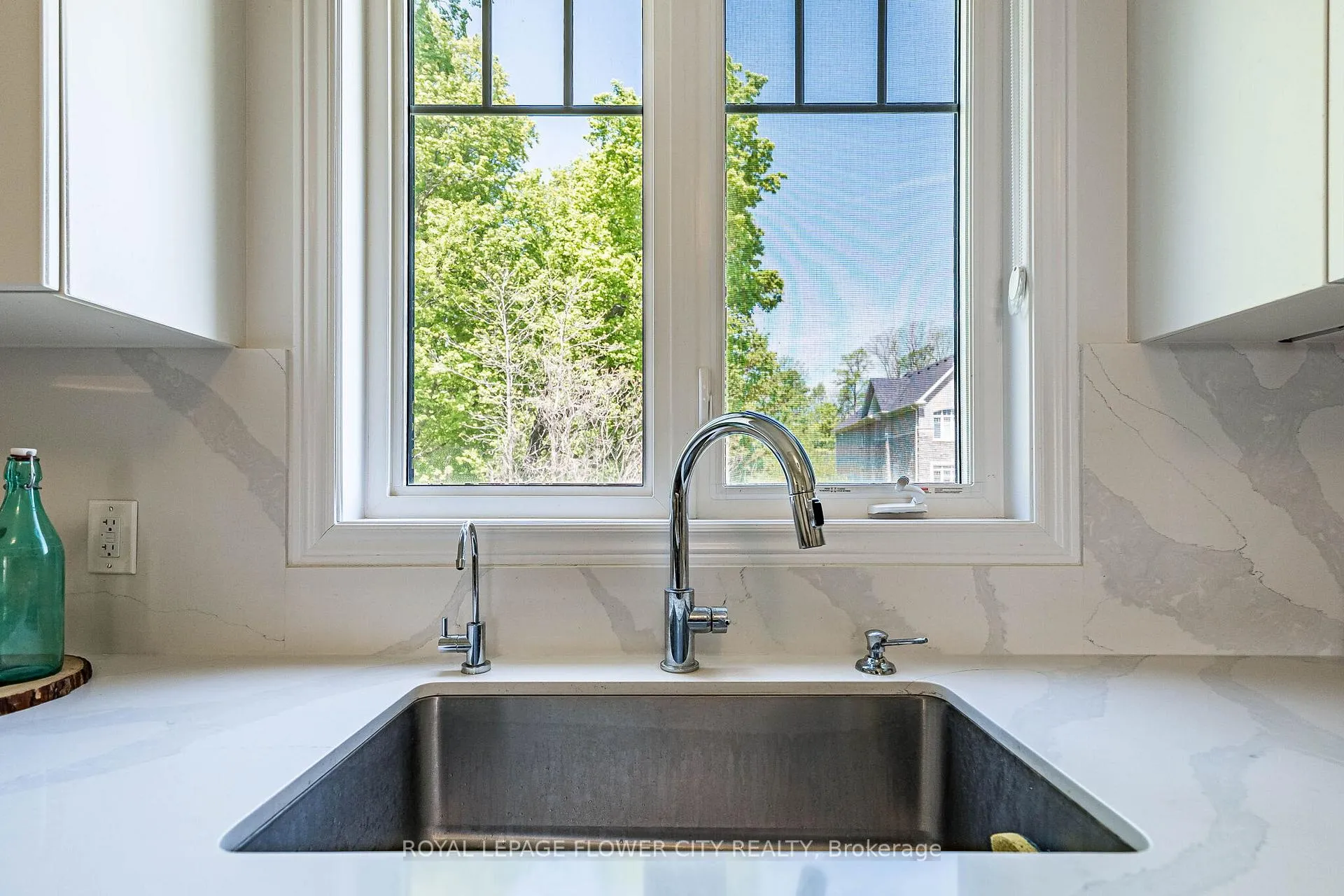 Photo 19 of 14 Richard Oxtoby Road, Caledon, Caledon East — HOMEH