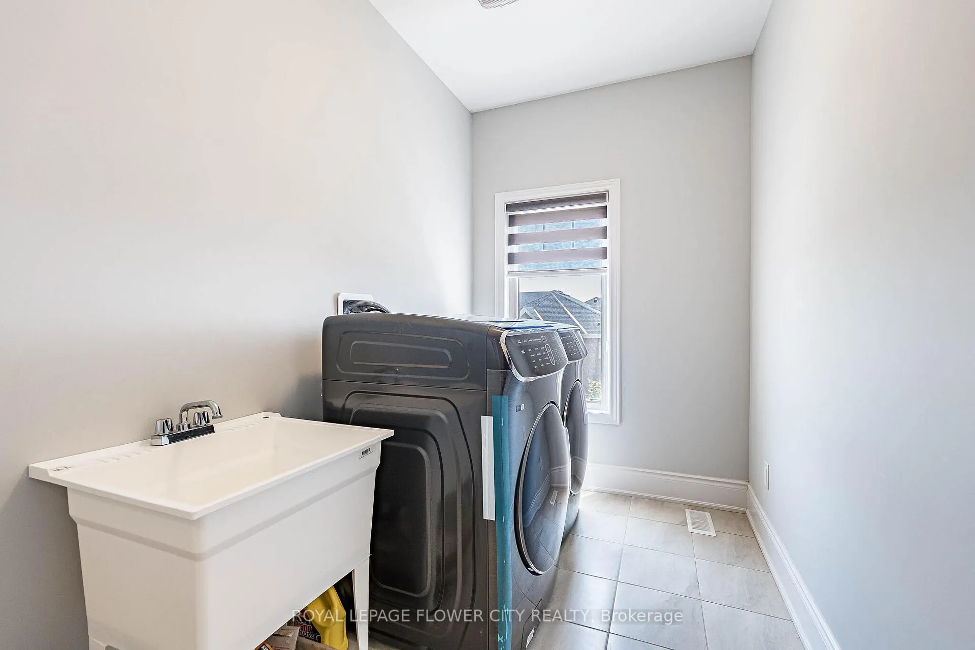 Photo 40 of 14 Richard Oxtoby Road, Caledon, Caledon East — HOMEH