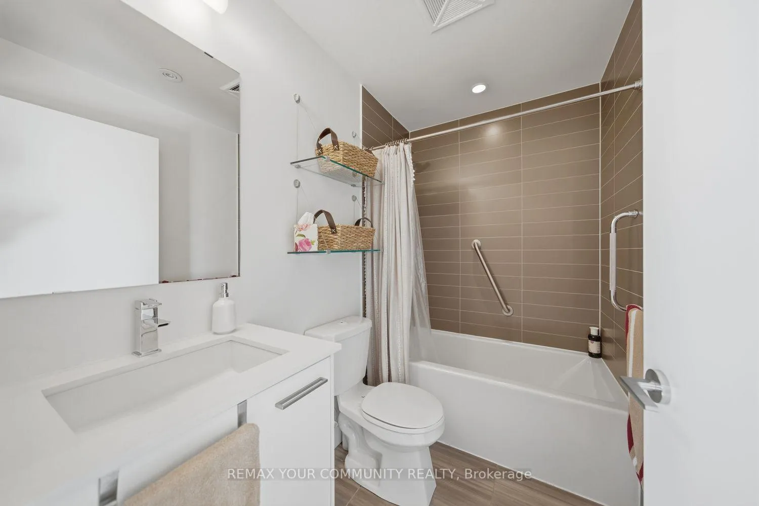 Photo 33 of Unit 309, 90 Trinity Street, Toronto, Moss Park — HOMEH