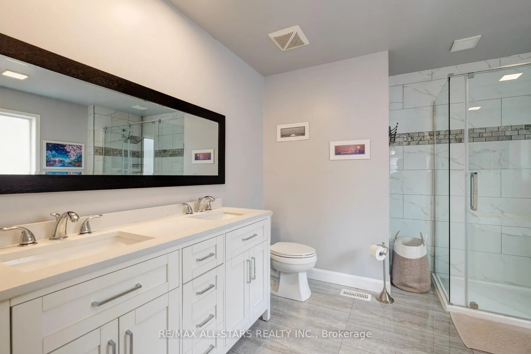 Photo 23 of 179 Drummond Drive, Vaughan, Maple — HOMEH