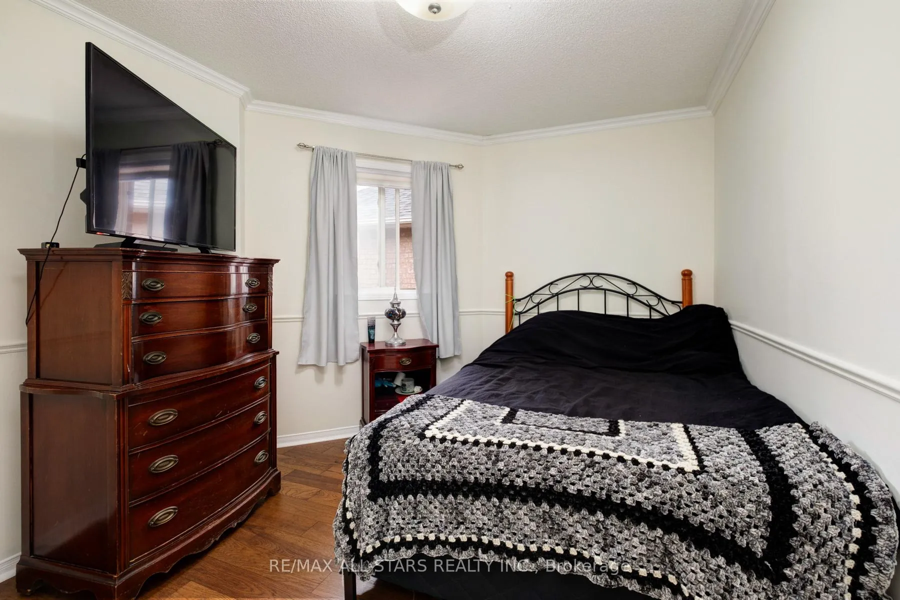 Photo 24 of 179 Drummond Drive, Vaughan, Maple — HOMEH
