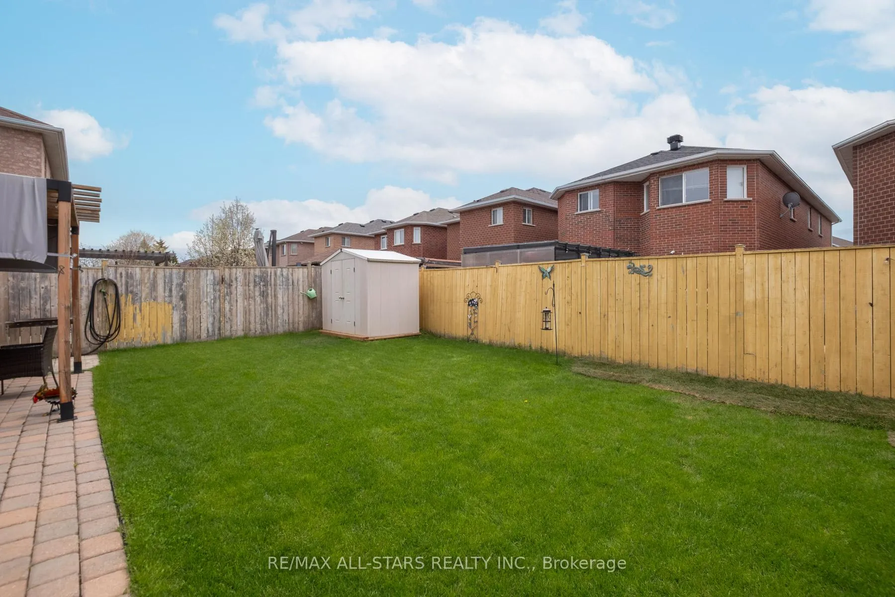 Photo 33 of 179 Drummond Drive, Vaughan, Maple — HOMEH