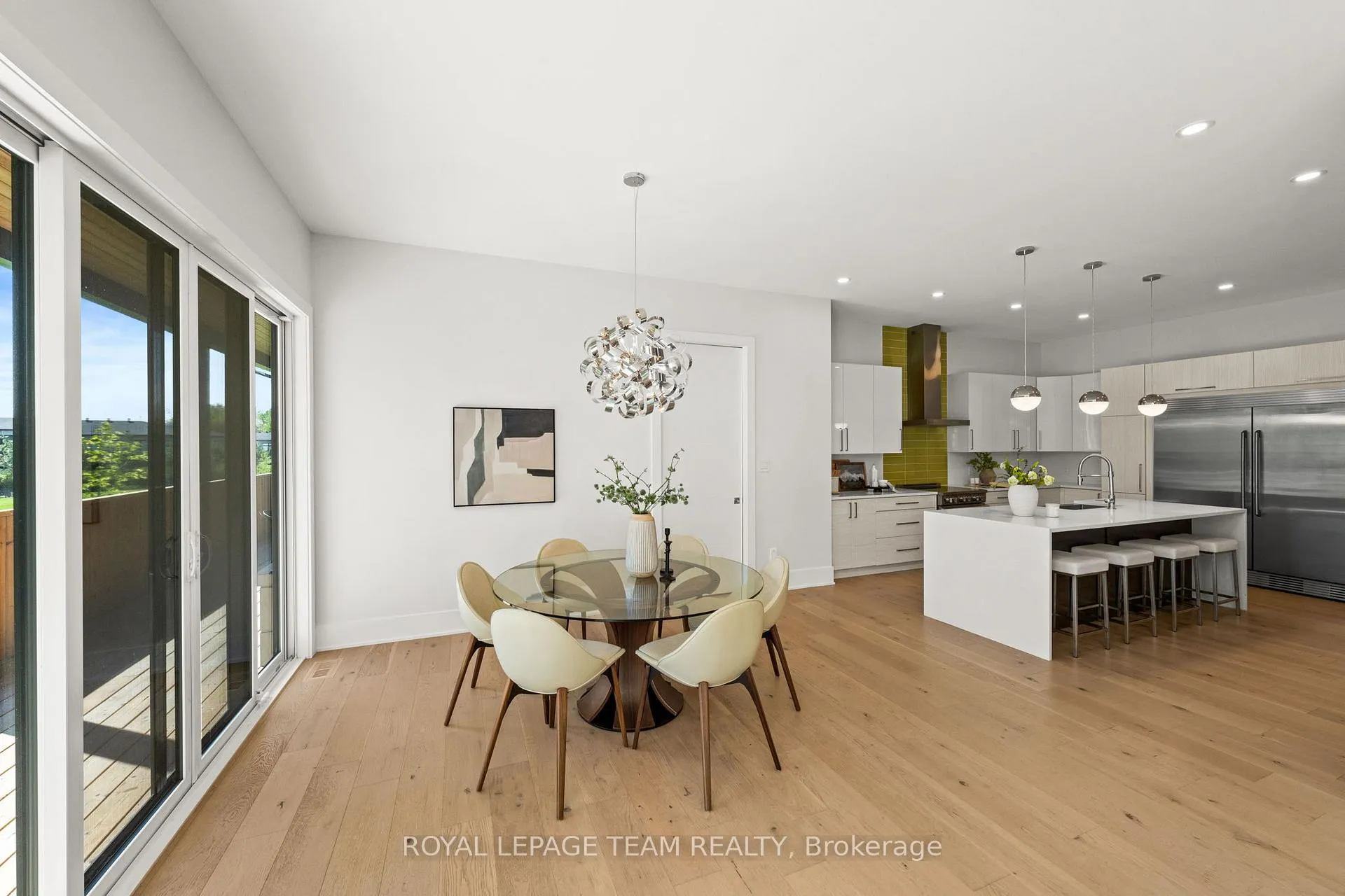 Photo 8 of 205 Summerview Terrace, Ottawa, Greely — HOMEH