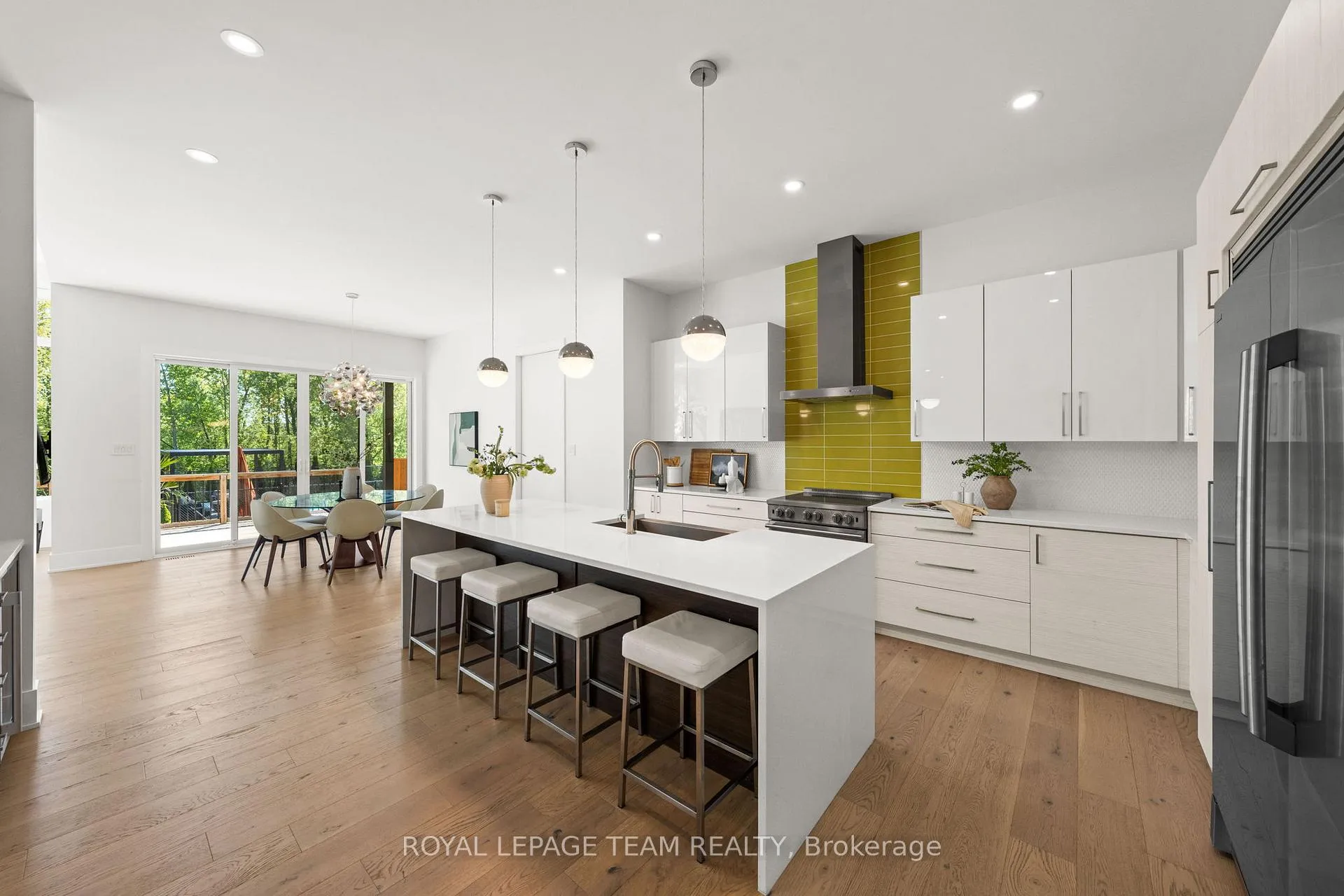 Photo 12 of 205 Summerview Terrace, Ottawa, Greely — HOMEH