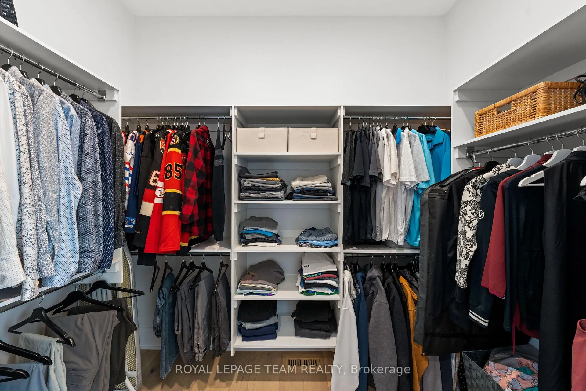 Photo 23 of 205 Summerview Terrace, Ottawa, Greely — HOMEH