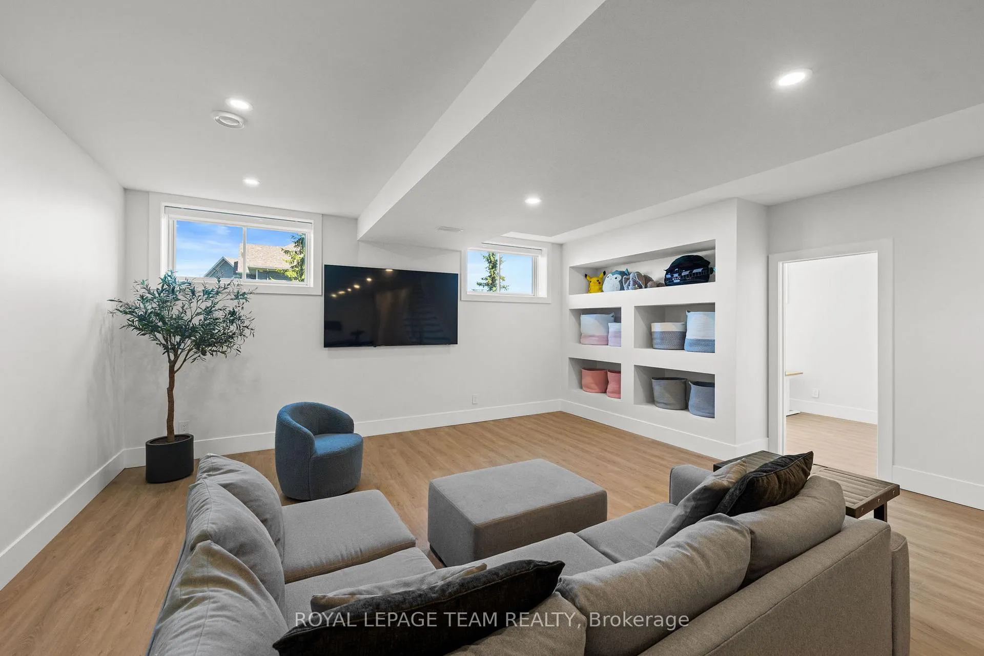 Photo 30 of 205 Summerview Terrace, Ottawa, Greely — HOMEH