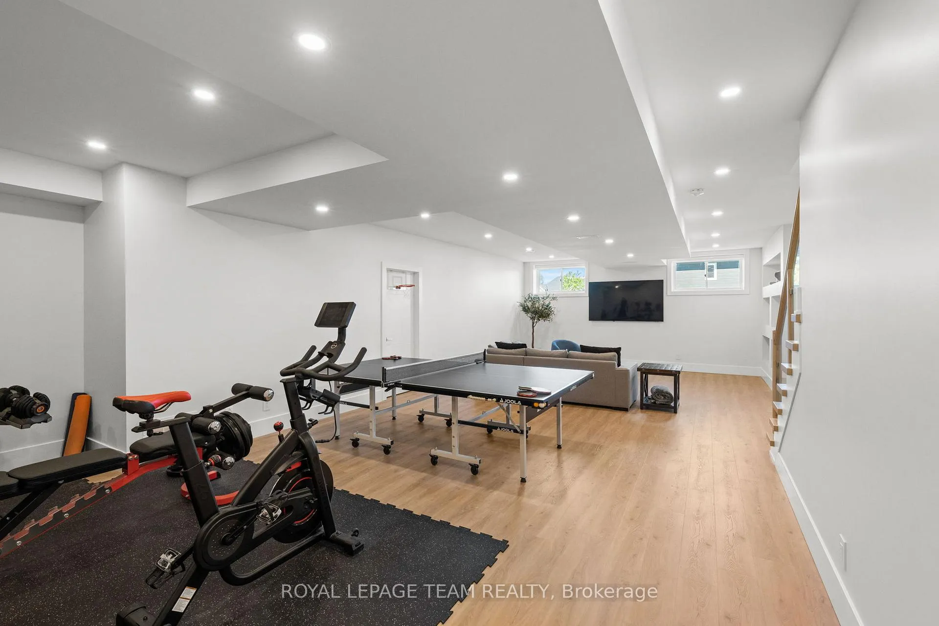 Photo 31 of 205 Summerview Terrace, Ottawa, Greely — HOMEH