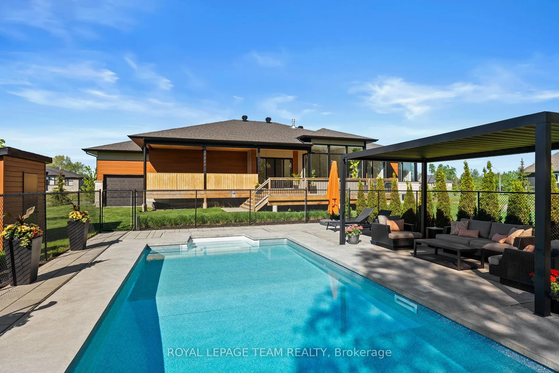 Photo 39 of 205 Summerview Terrace, Ottawa, Greely — HOMEH