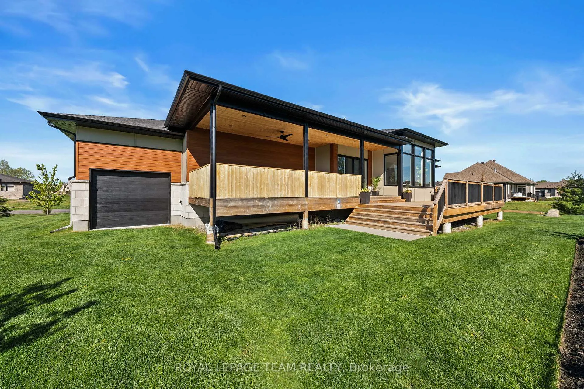Photo 44 of 205 Summerview Terrace, Ottawa, Greely — HOMEH
