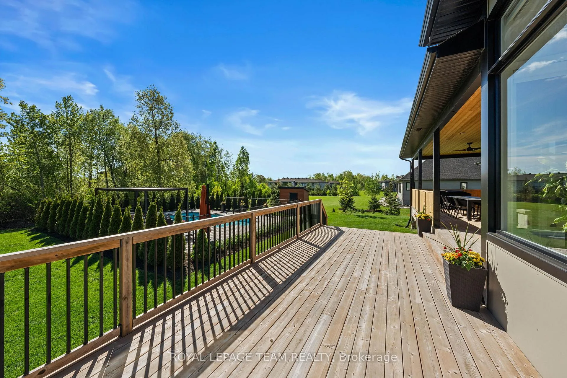 Photo 46 of 205 Summerview Terrace, Ottawa, Greely — HOMEH
