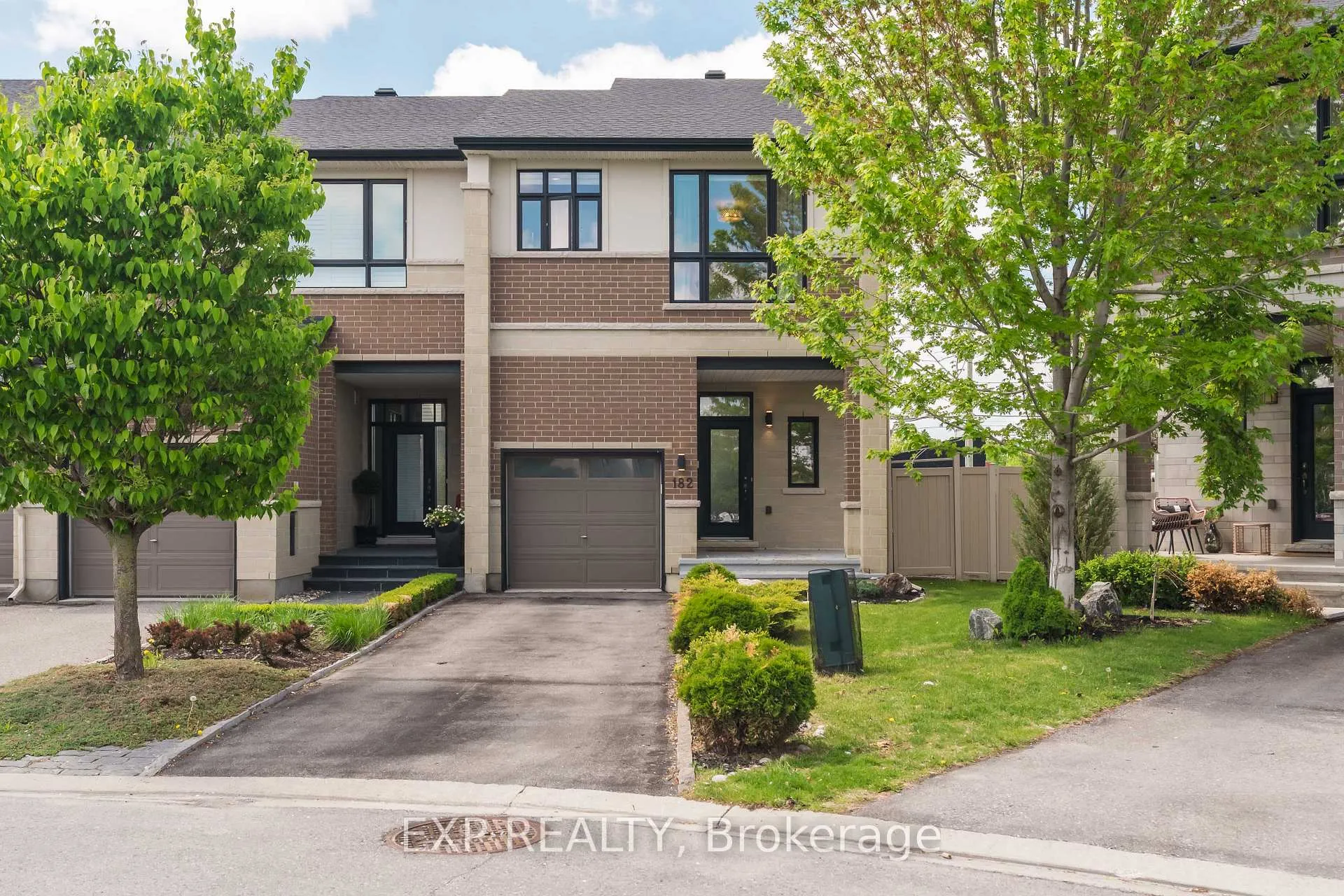 Photo 1 of 182 Mattingly Way, Ottawa, Riverside South/Gloucester Glen — HOMEH