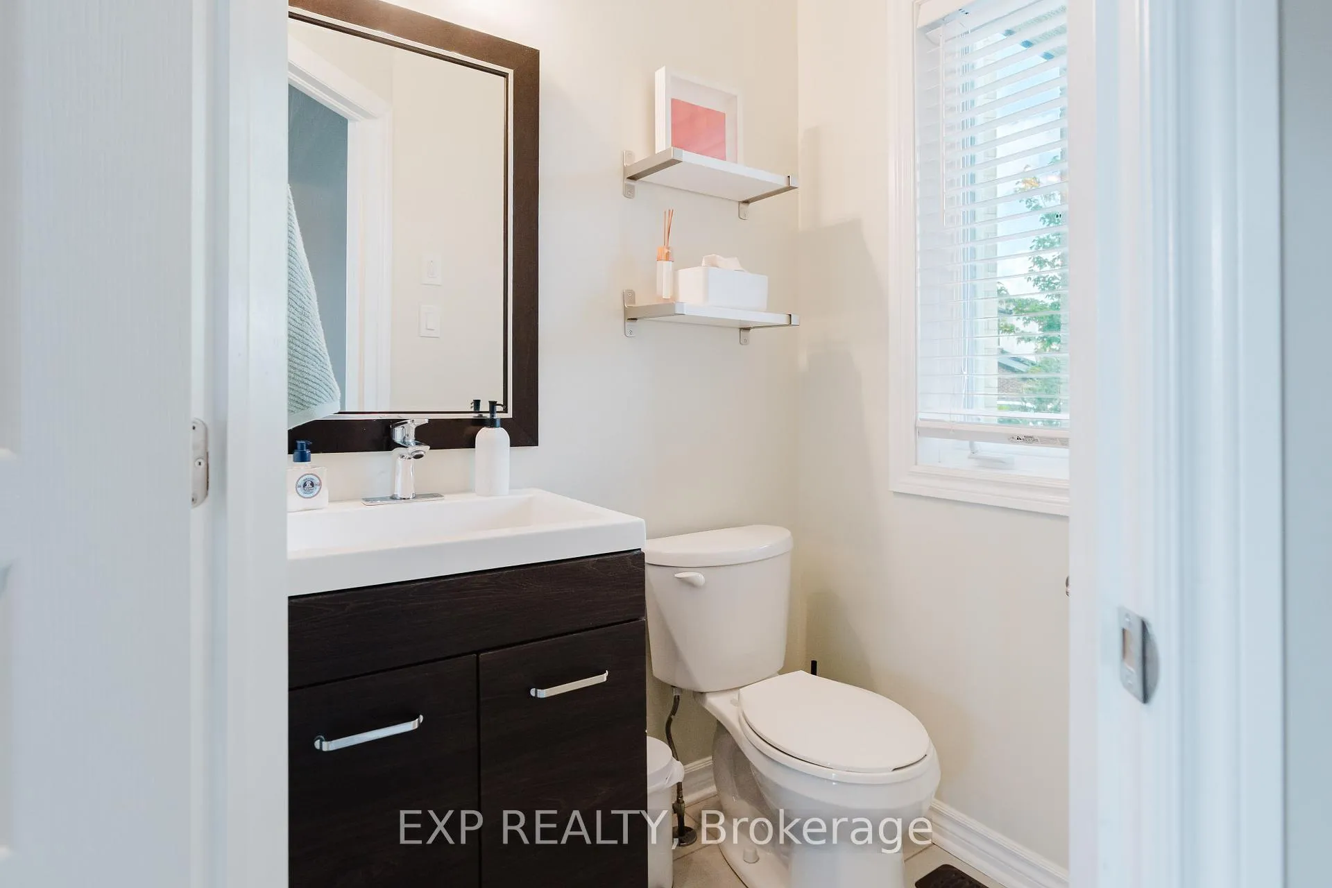 Photo 4 of 182 Mattingly Way, Ottawa, Riverside South/Gloucester Glen — HOMEH
