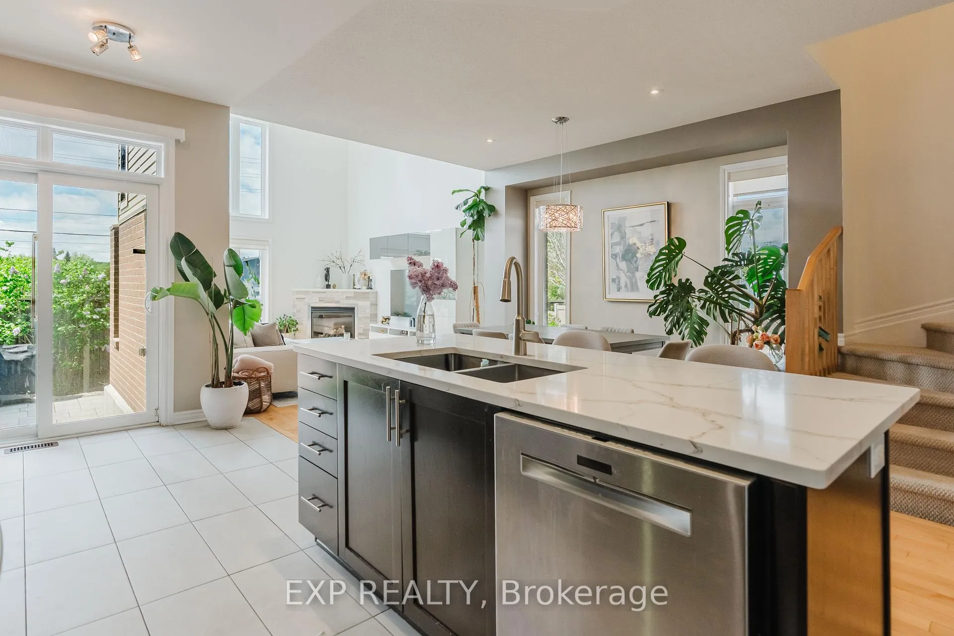 Photo 13 of 182 Mattingly Way, Ottawa, Riverside South/Gloucester Glen — HOMEH