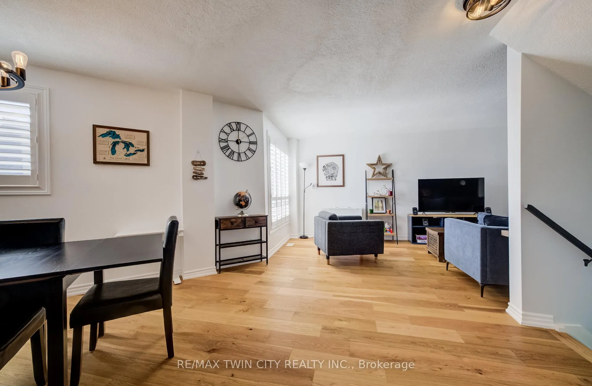 Photo 14 of Unit 11, 60 Elmsdale Drive, Kitchener, Laurentian Hills — HOMEH