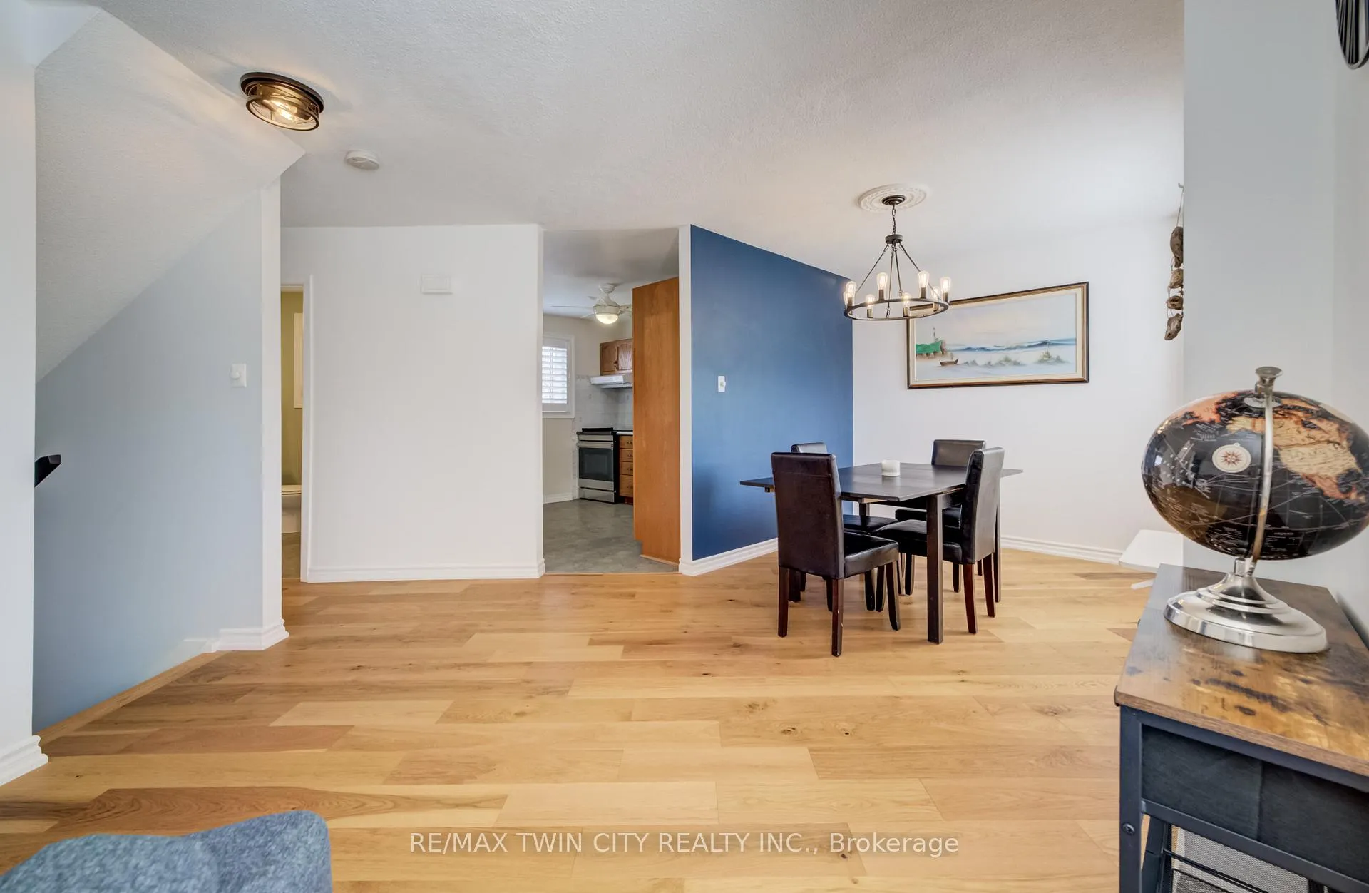 Photo 23 of Unit 11, 60 Elmsdale Drive, Kitchener, Laurentian Hills — HOMEH