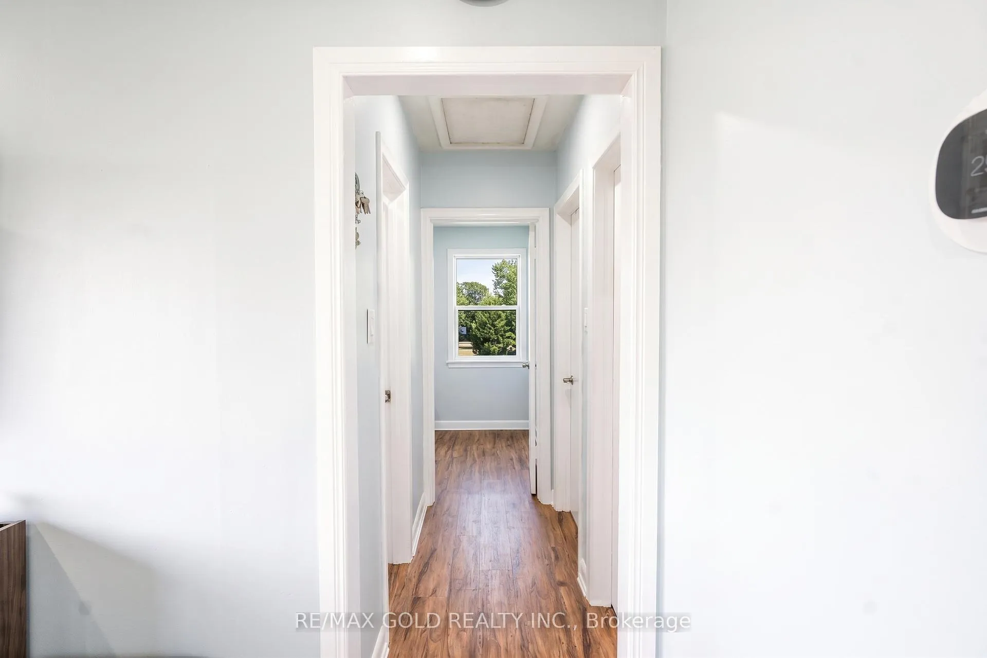 Photo 12 of 246 Edgehill Drive, Barrie, Letitia Heights — HOMEH