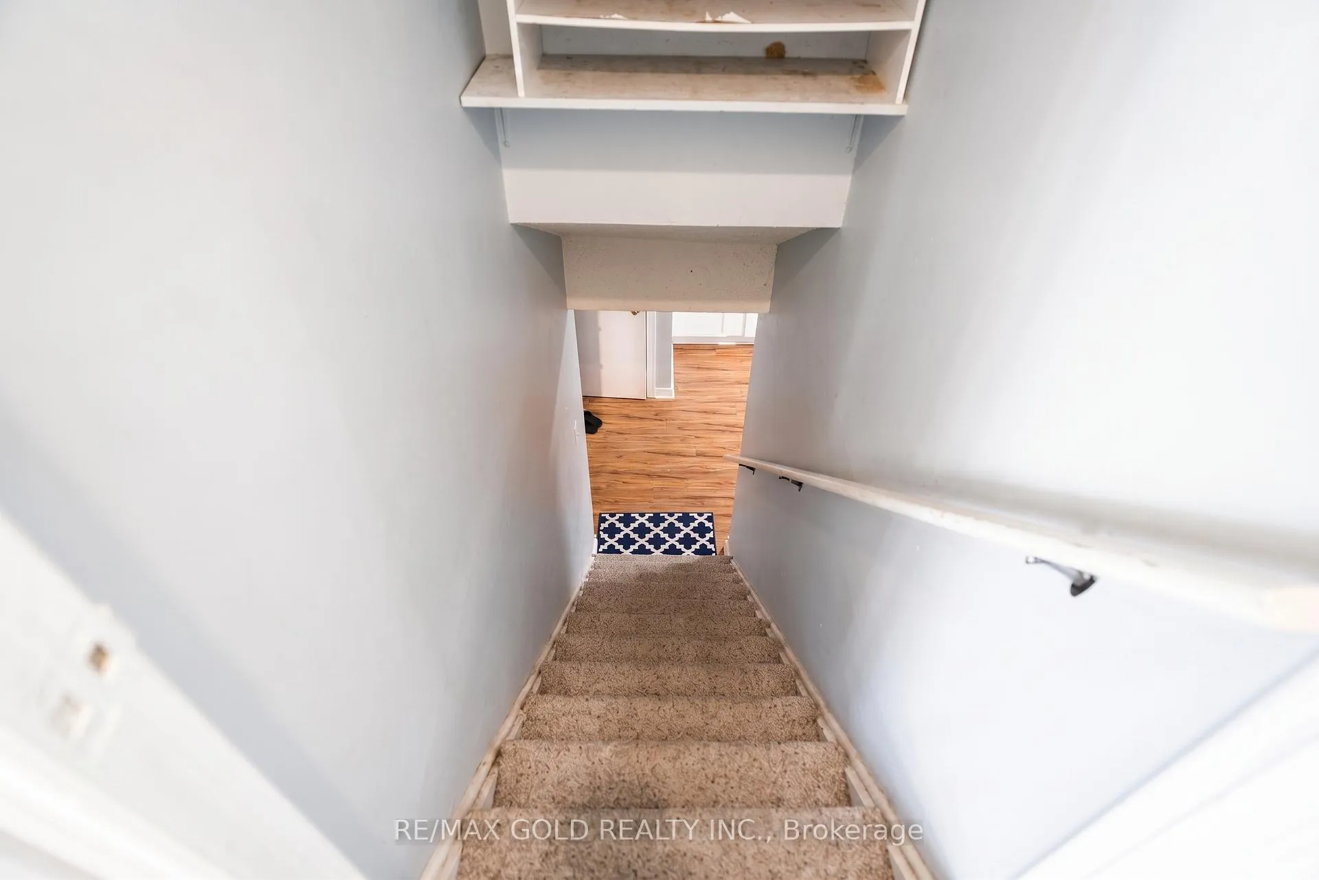 Photo 21 of 246 Edgehill Drive, Barrie, Letitia Heights — HOMEH