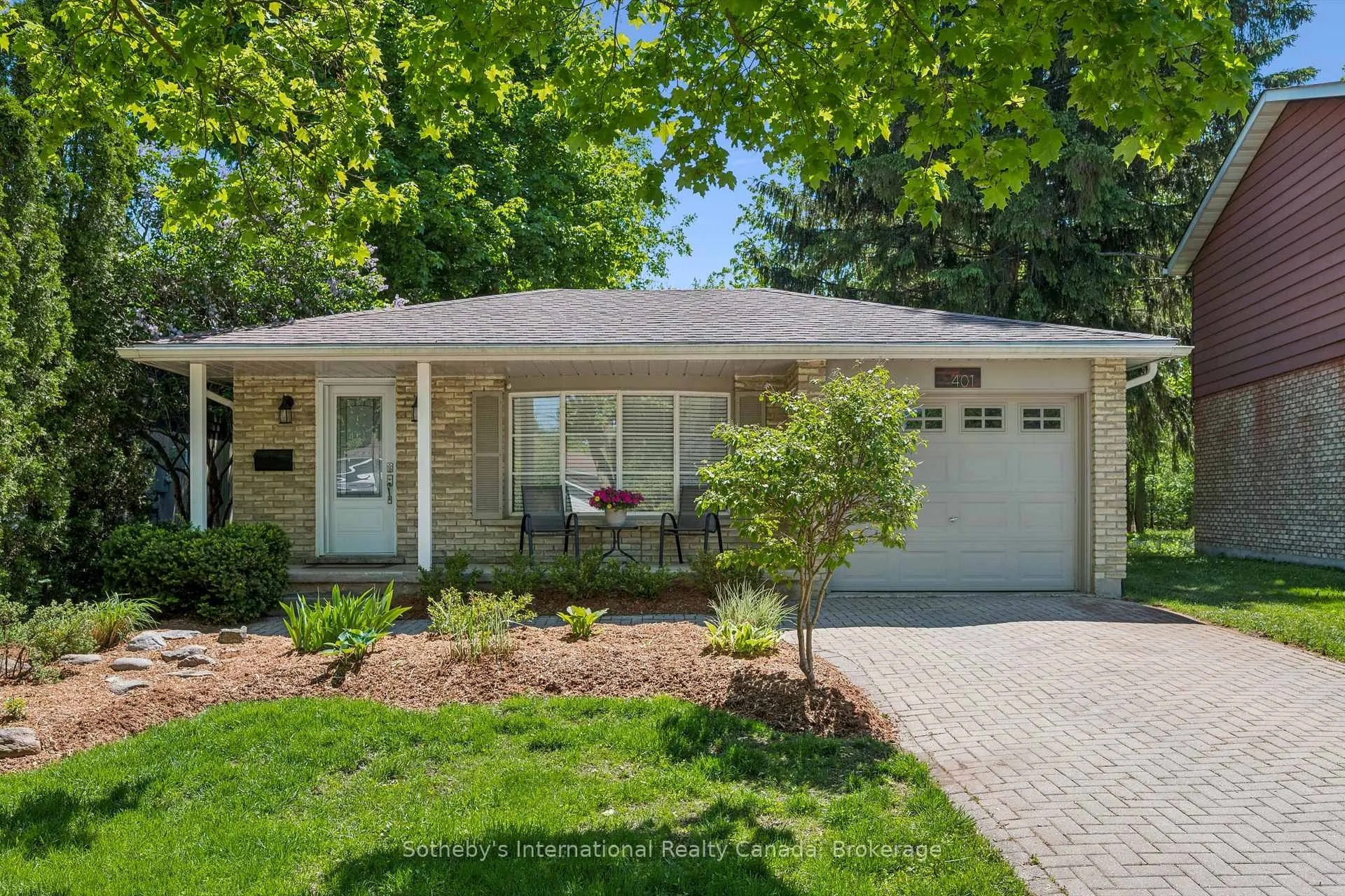 Photo 1 of 401 Midwood Crescent, Waterloo, Beechwood — HOMEH