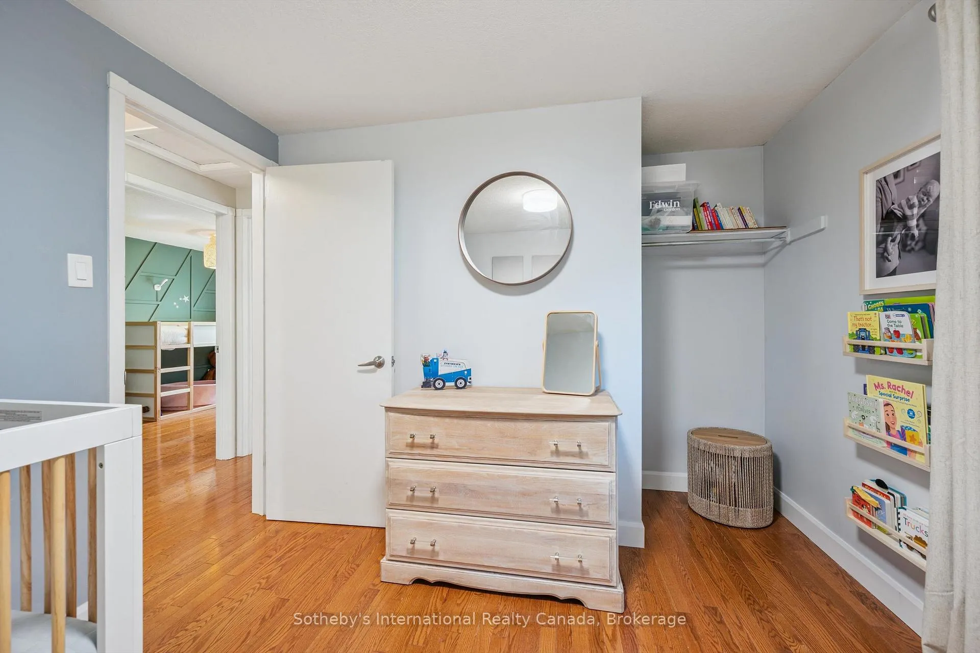 Photo 11 of 401 Midwood Crescent, Waterloo, Beechwood — HOMEH