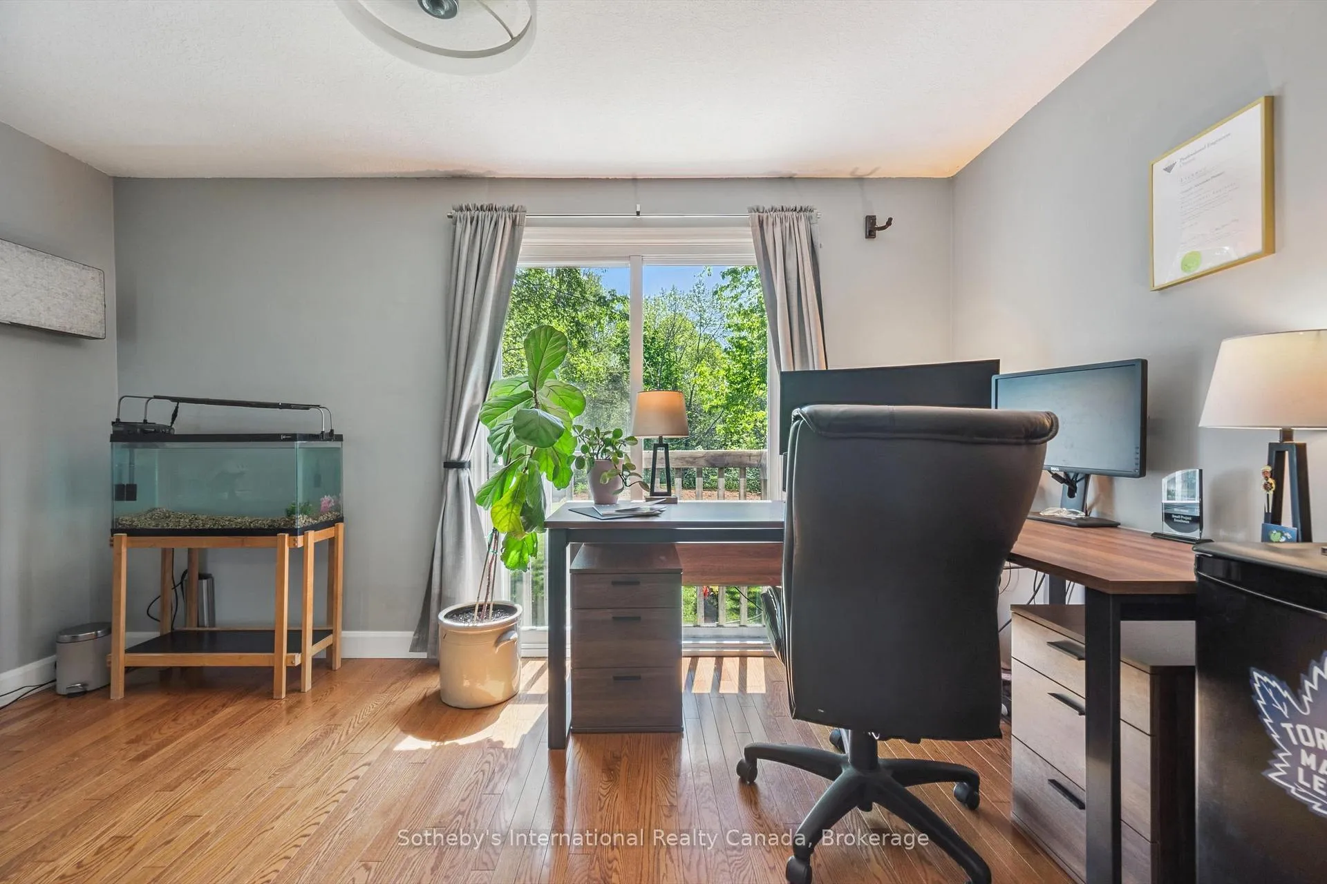 Photo 14 of 401 Midwood Crescent, Waterloo, Beechwood — HOMEH
