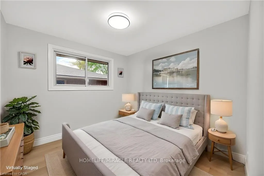 Photo 19 of 217 Pinegrove Crescent, Waterloo, Lakeshore Village — HOMEH