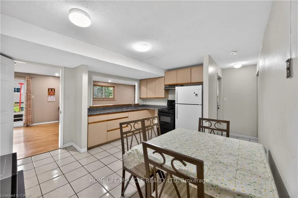 Photo 29 of 217 Pinegrove Crescent, Waterloo, Lakeshore Village — HOMEH