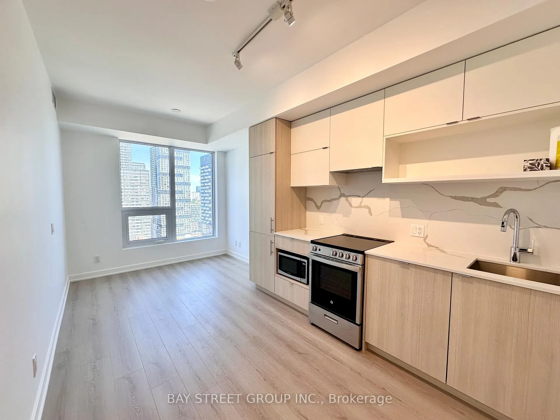 Photo 2 of Unit 3001, 100 Queen Street E, Toronto, Church-Yonge Corridor — HOMEH