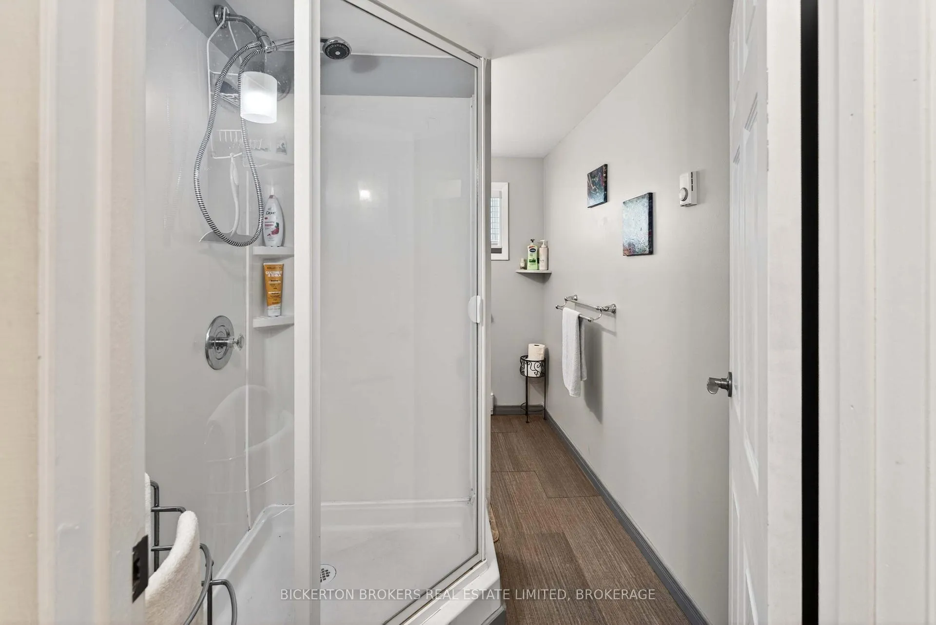 Photo 9 of 525 Pine Street E, Gananoque — HOMEH