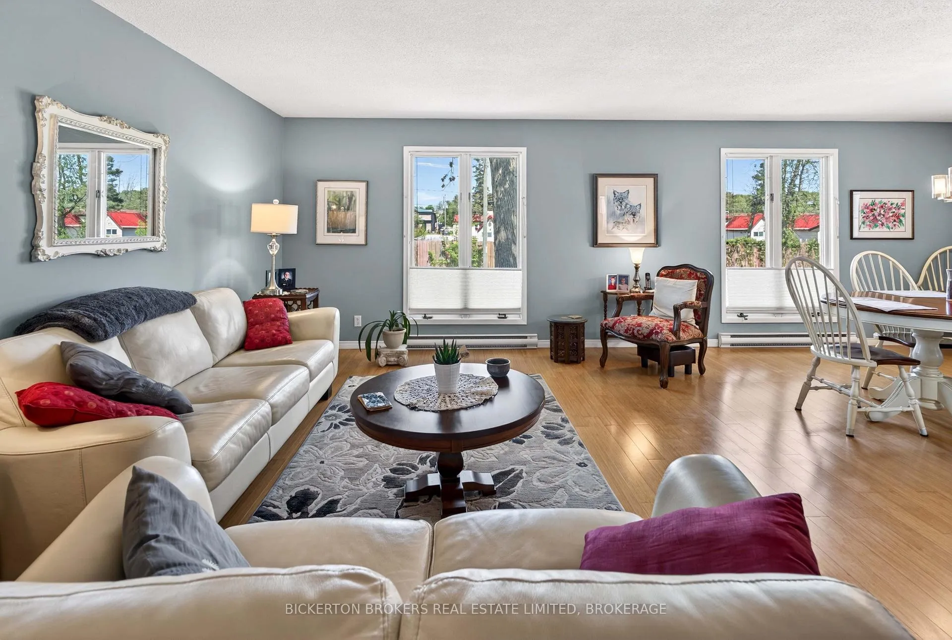 Photo 15 of 525 Pine Street E, Gananoque — HOMEH