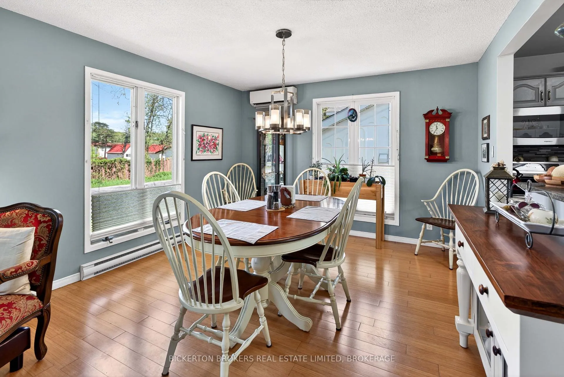 Photo 16 of 525 Pine Street E, Gananoque — HOMEH