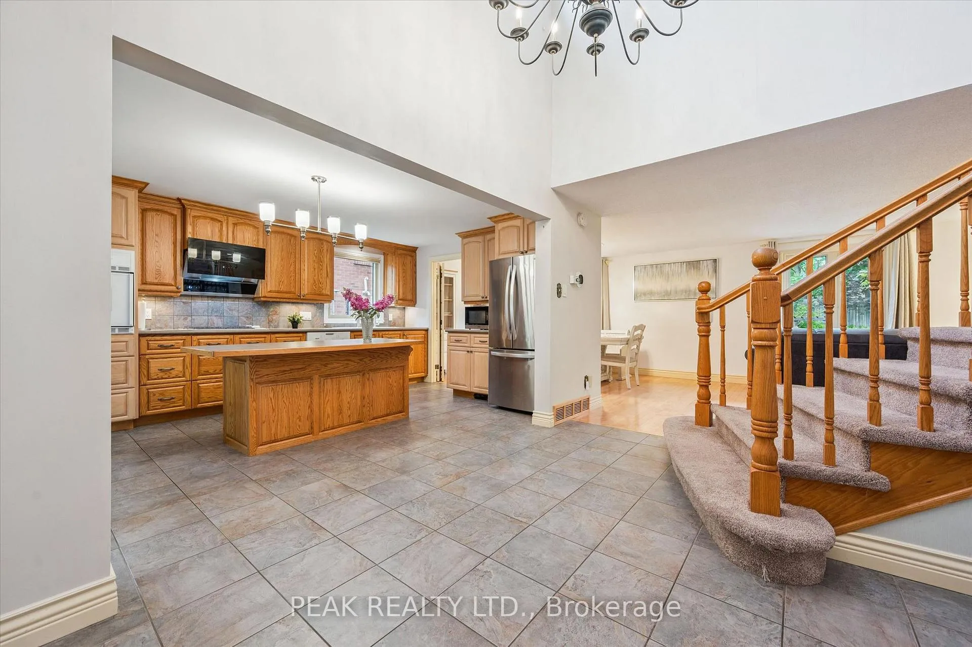 Photo 3 of 459 Belgreen Way, Waterloo — HOMEH