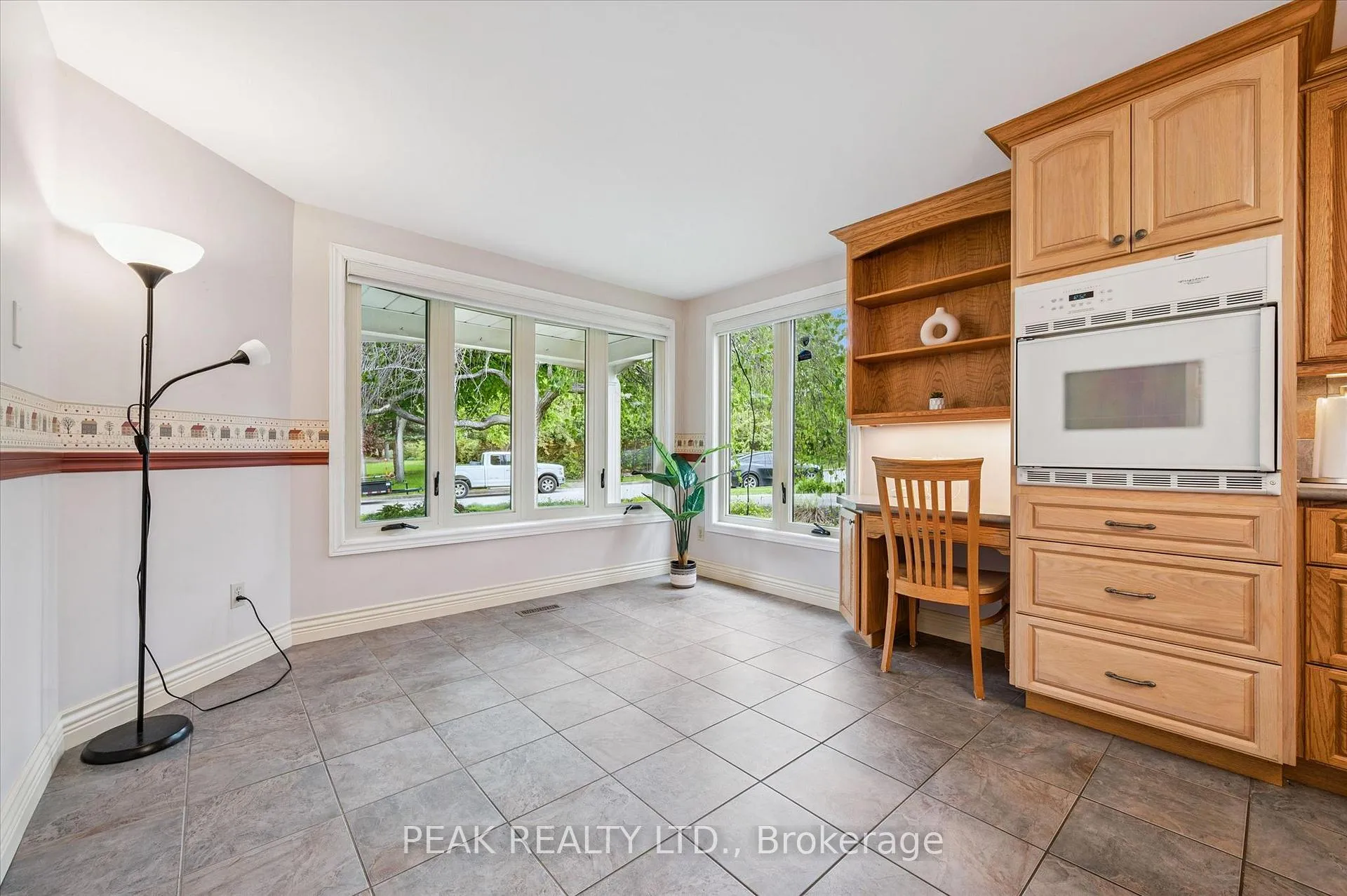 Photo 6 of 459 Belgreen Way, Waterloo — HOMEH
