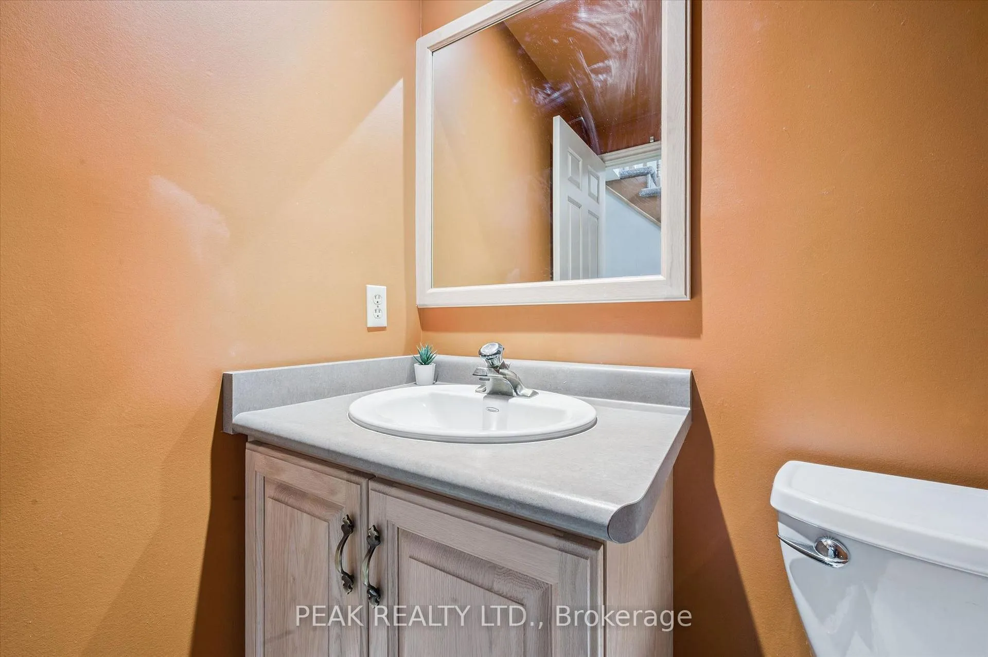 Photo 12 of 459 Belgreen Way, Waterloo — HOMEH