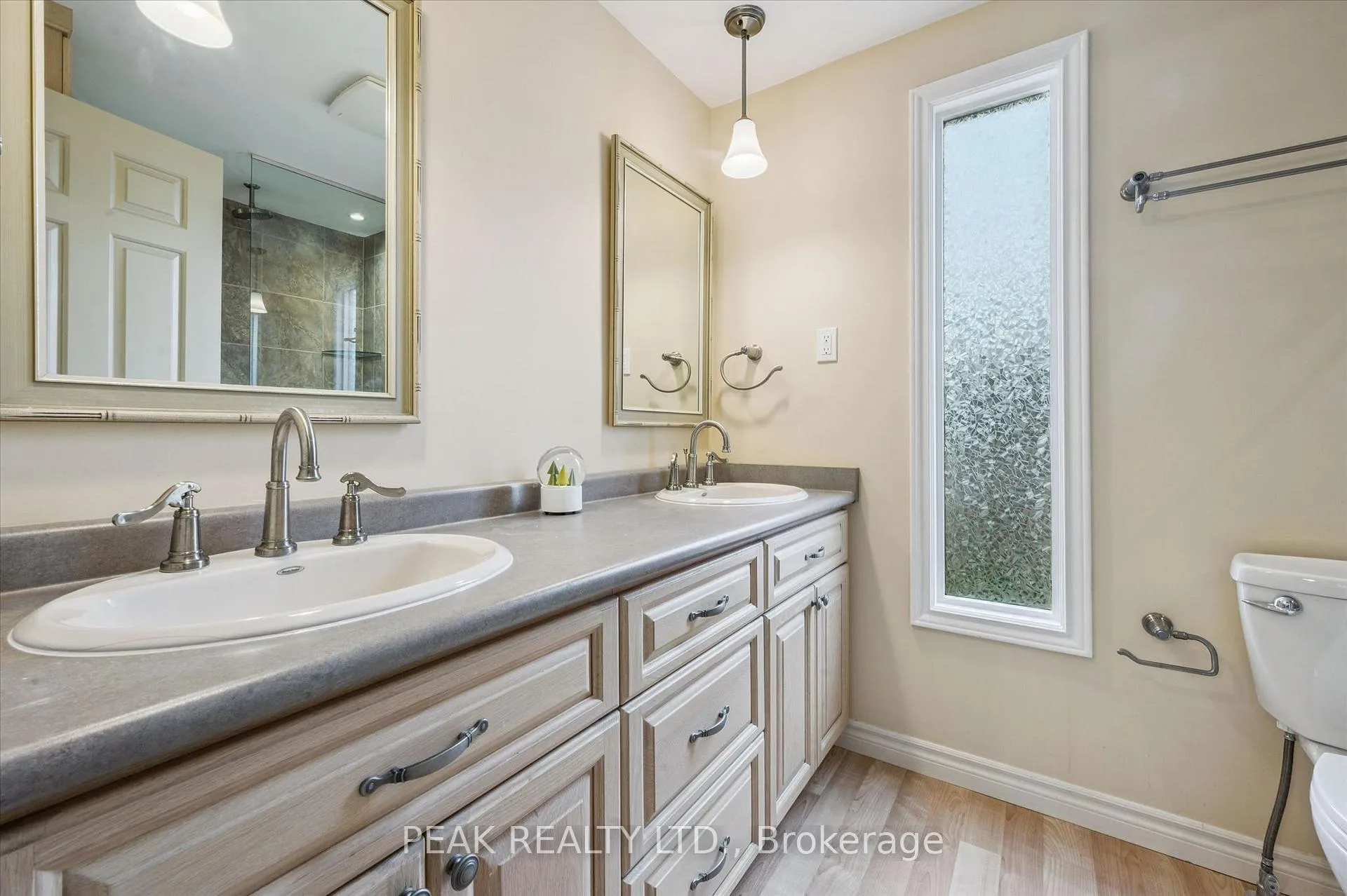 Photo 15 of 459 Belgreen Way, Waterloo — HOMEH