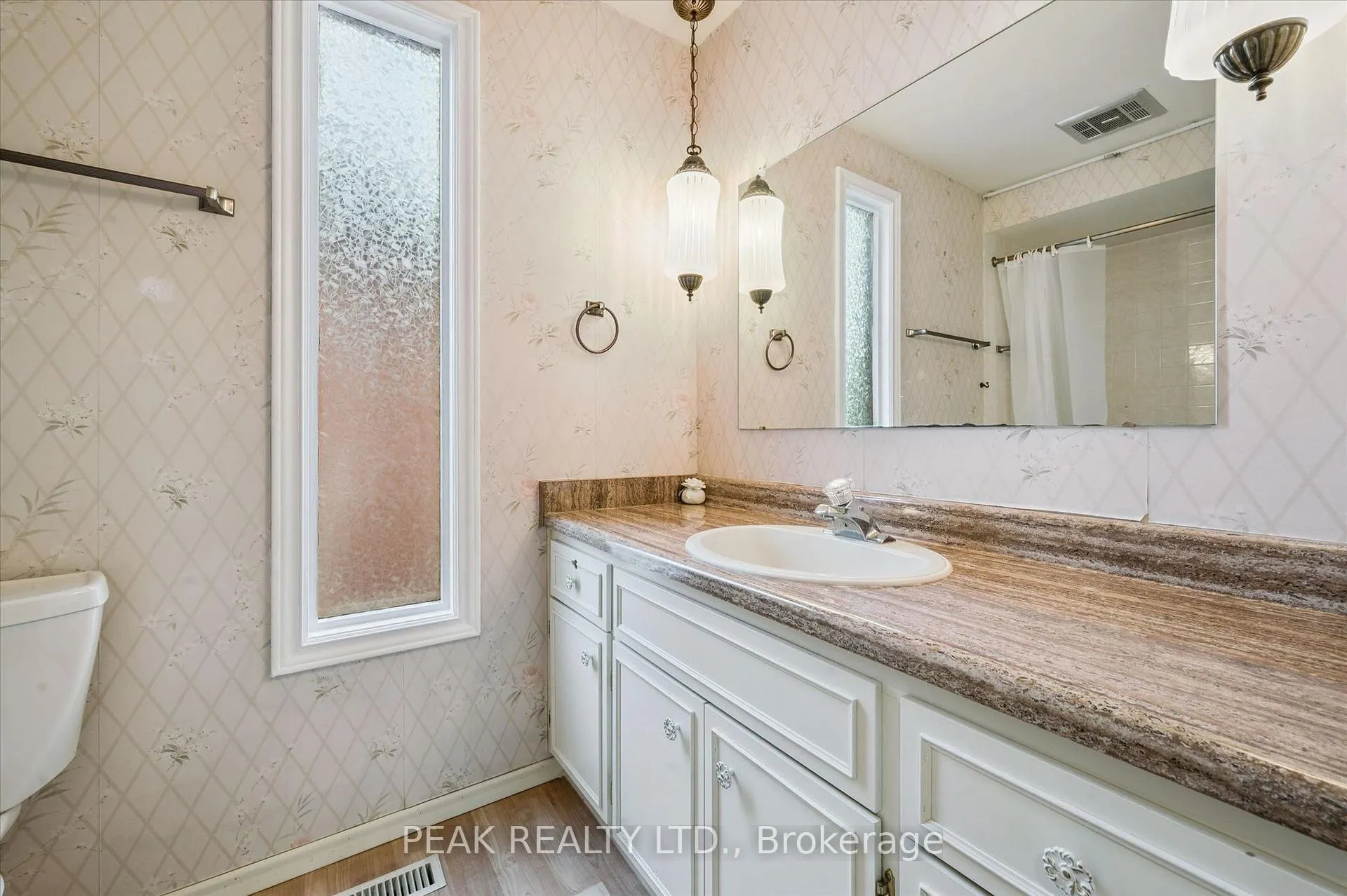 Photo 19 of 459 Belgreen Way, Waterloo — HOMEH