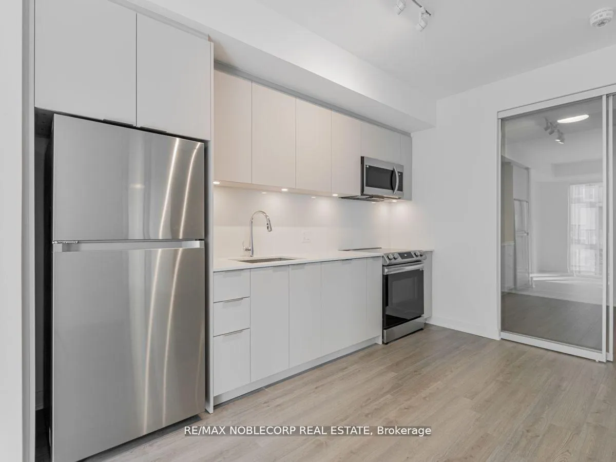 Photo 3 of Unit 3409, 357 King Street W, Toronto, Waterfront Communities — HOMEH