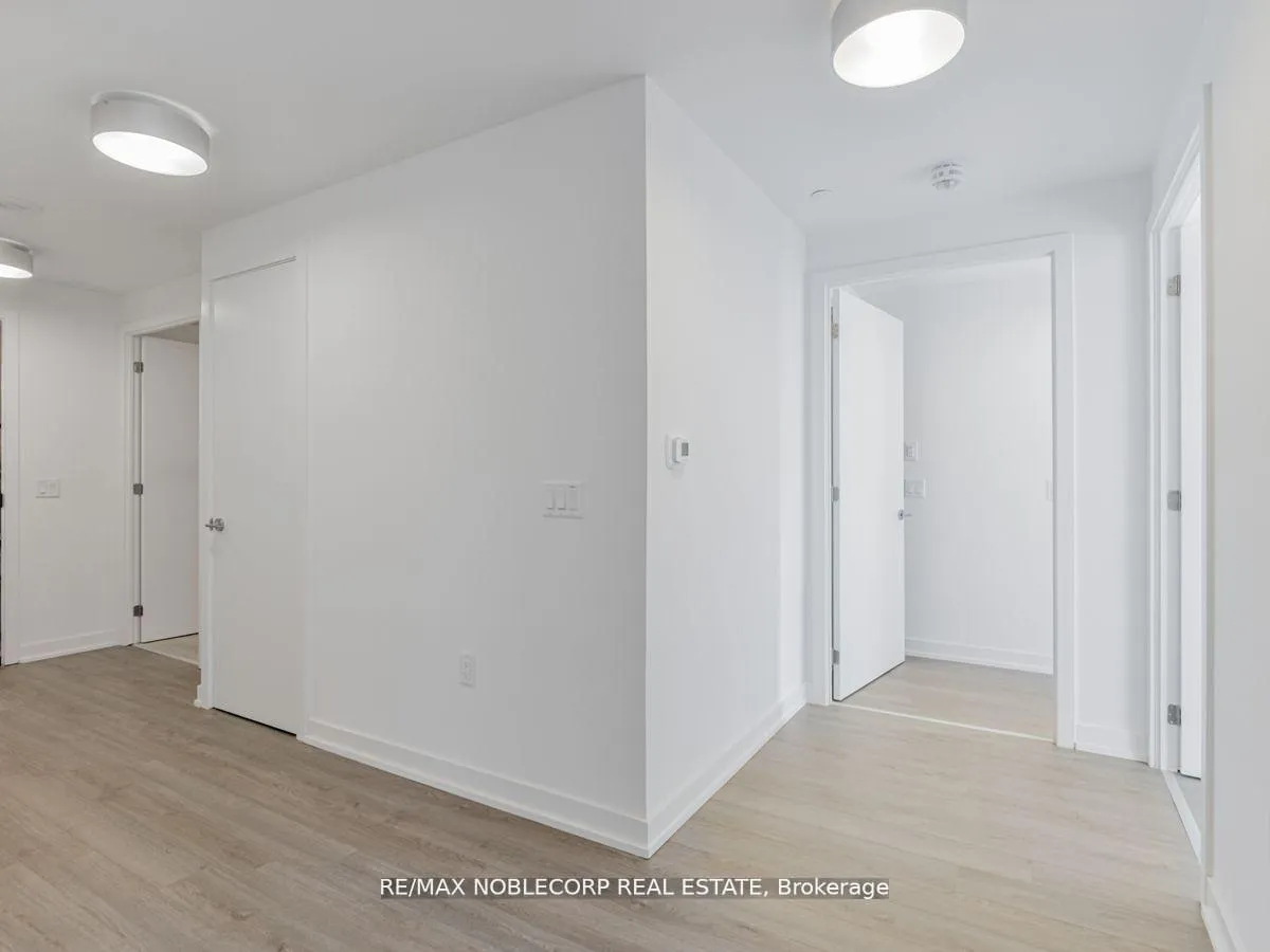 Photo 14 of Unit 3409, 357 King Street W, Toronto, Waterfront Communities — HOMEH