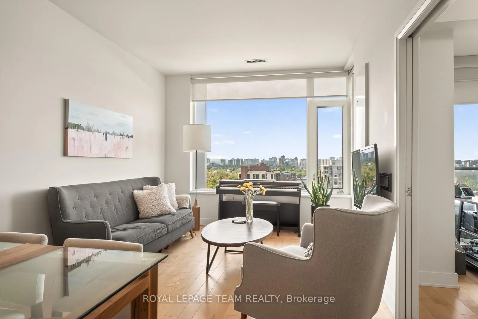 Photo 8 of Unit 1504, 1035 Bank Street, Ottawa, Glebe — HOMEH