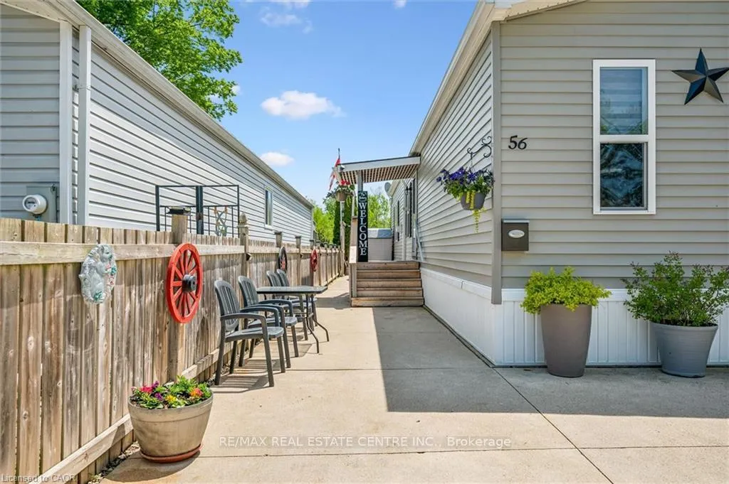 Photo 2 of 56 Ash Avenue, Puslinch, Rural Puslinch East — HOMEH