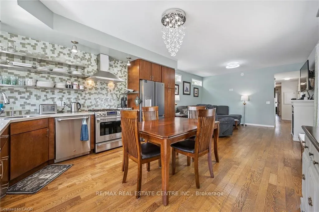 Photo 12 of 56 Ash Avenue, Puslinch, Rural Puslinch East — HOMEH