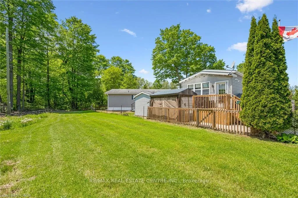 Photo 21 of 56 Ash Avenue, Puslinch, Rural Puslinch East — HOMEH