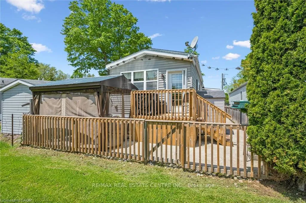 Photo 23 of 56 Ash Avenue, Puslinch, Rural Puslinch East — HOMEH